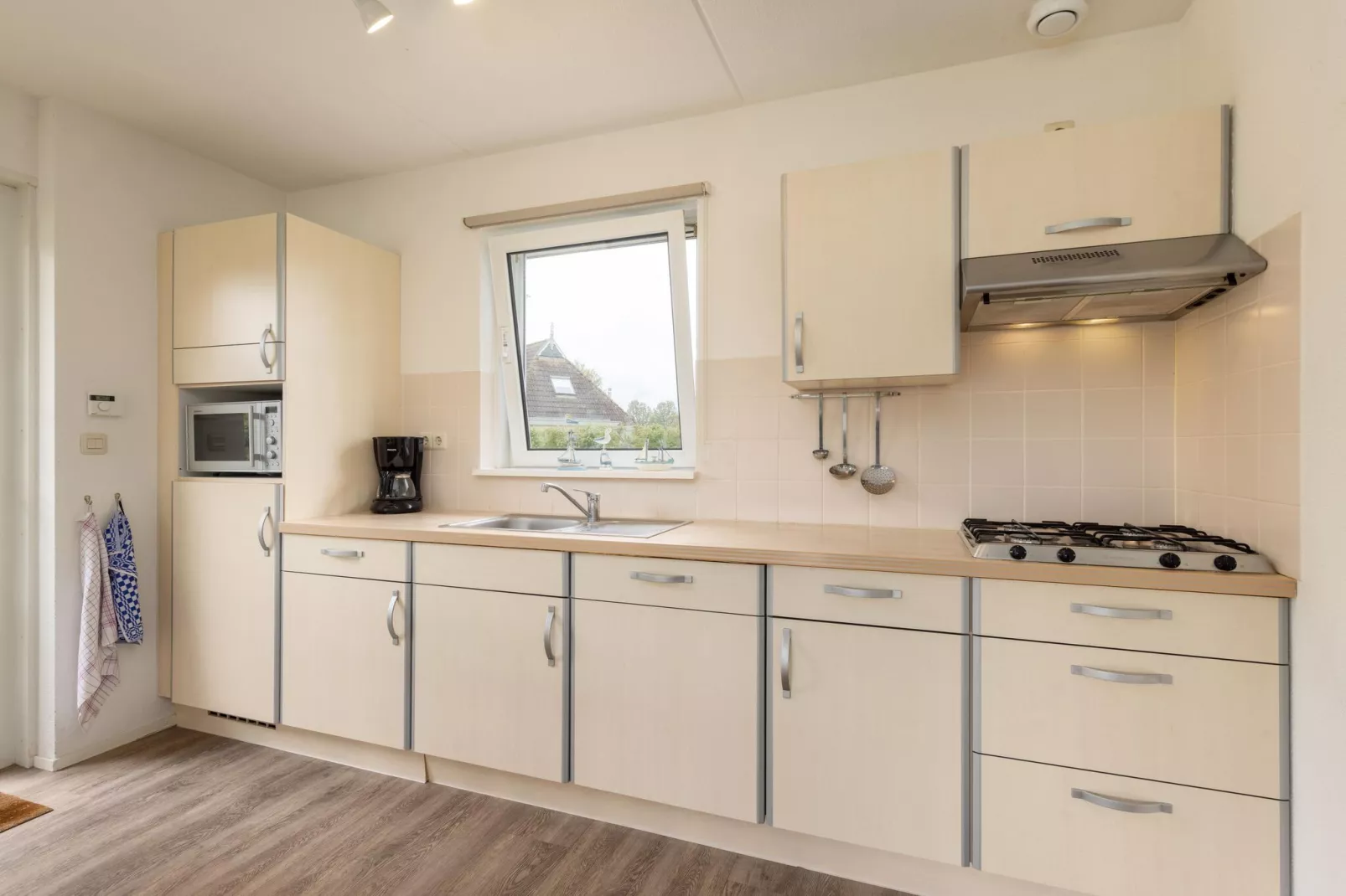Buitenplaats It Wiid 1-Kitchen