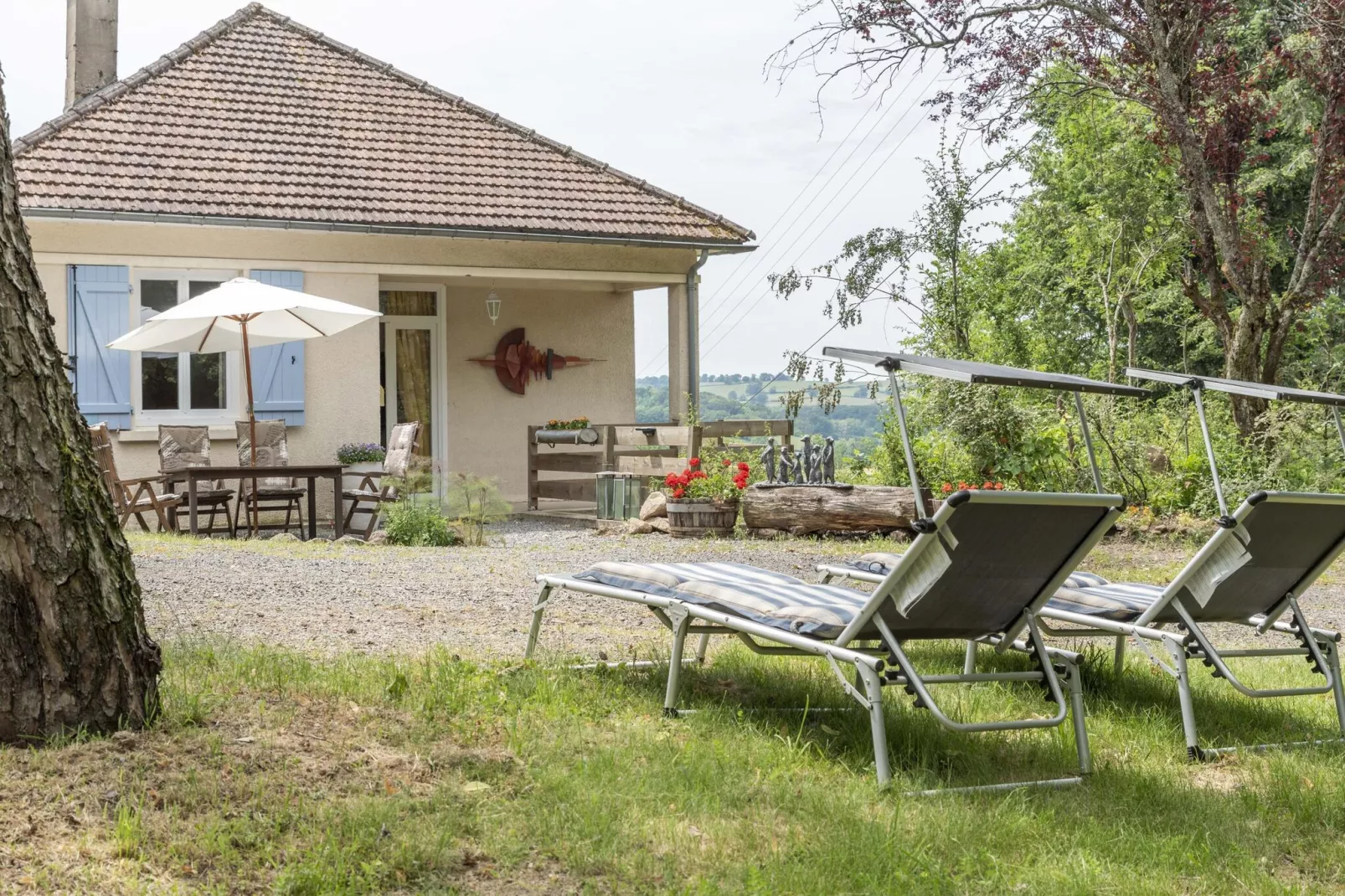 Le Bon Sentiment-Gardens summer