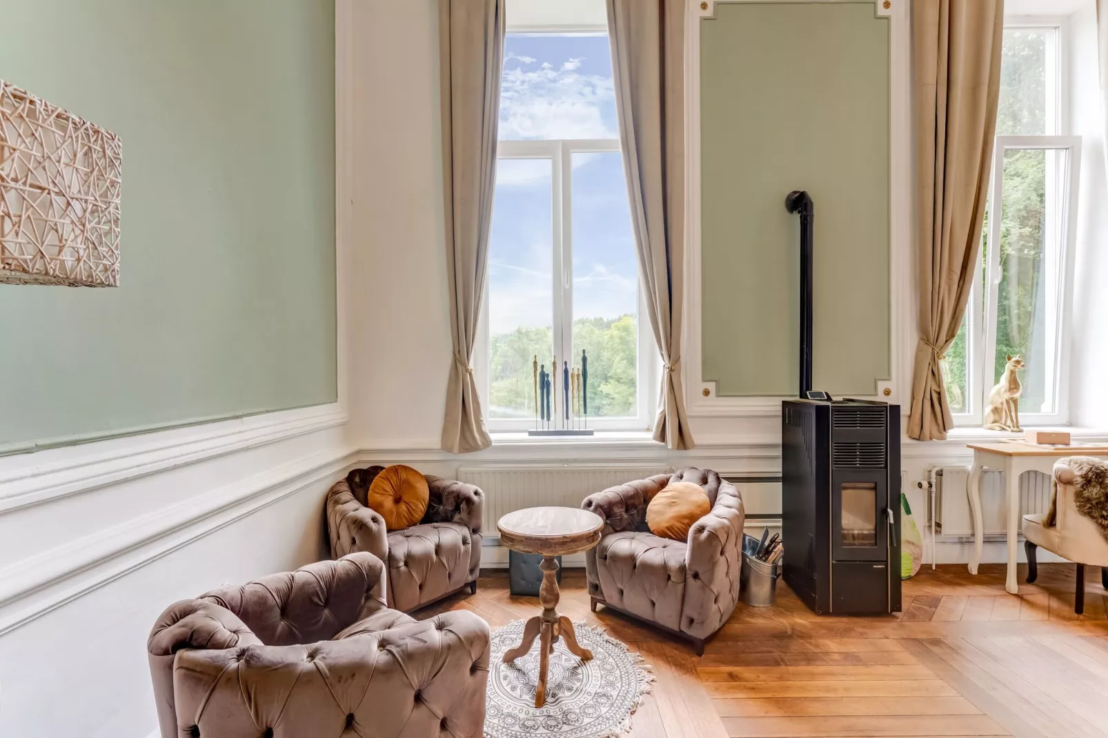 Château de Goyet 40 p-Living room