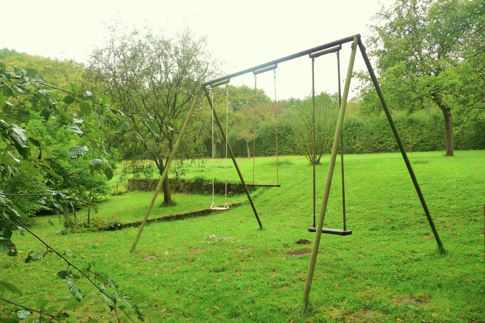 Maison de la Molignée-Gardens summer
