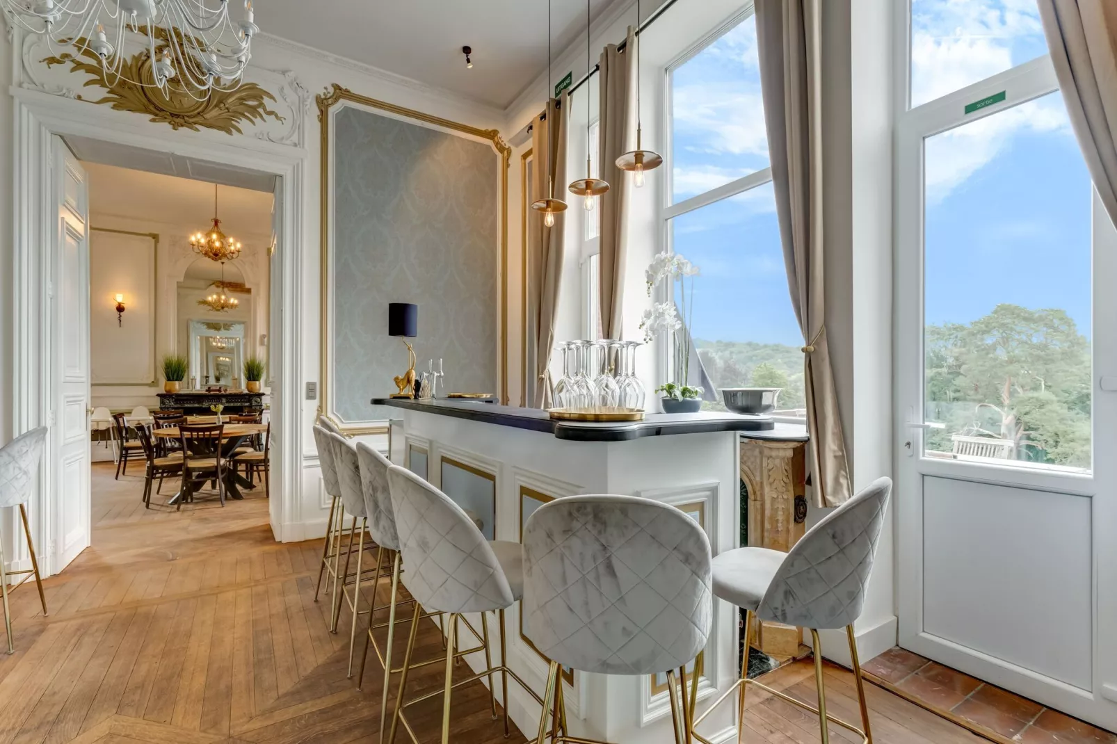 Château de Goyet 40 p-Dining room