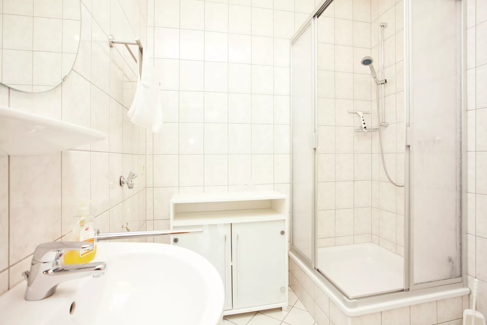 Villa im Erzgebirge-Bathroom
