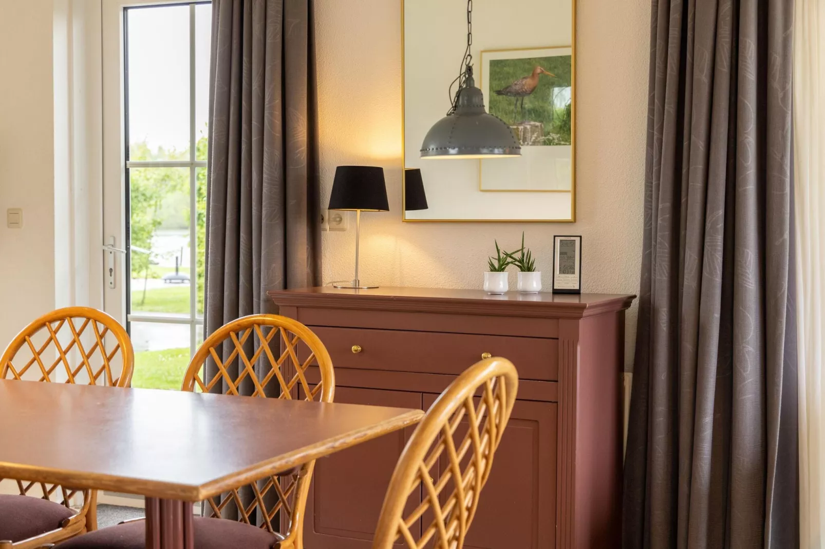 Buitenplaats It Wiid-Dining room