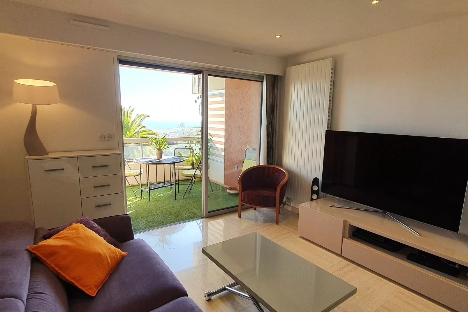 Appartement standing avec terrasse et vue mer à Nice-Wohnzimmer