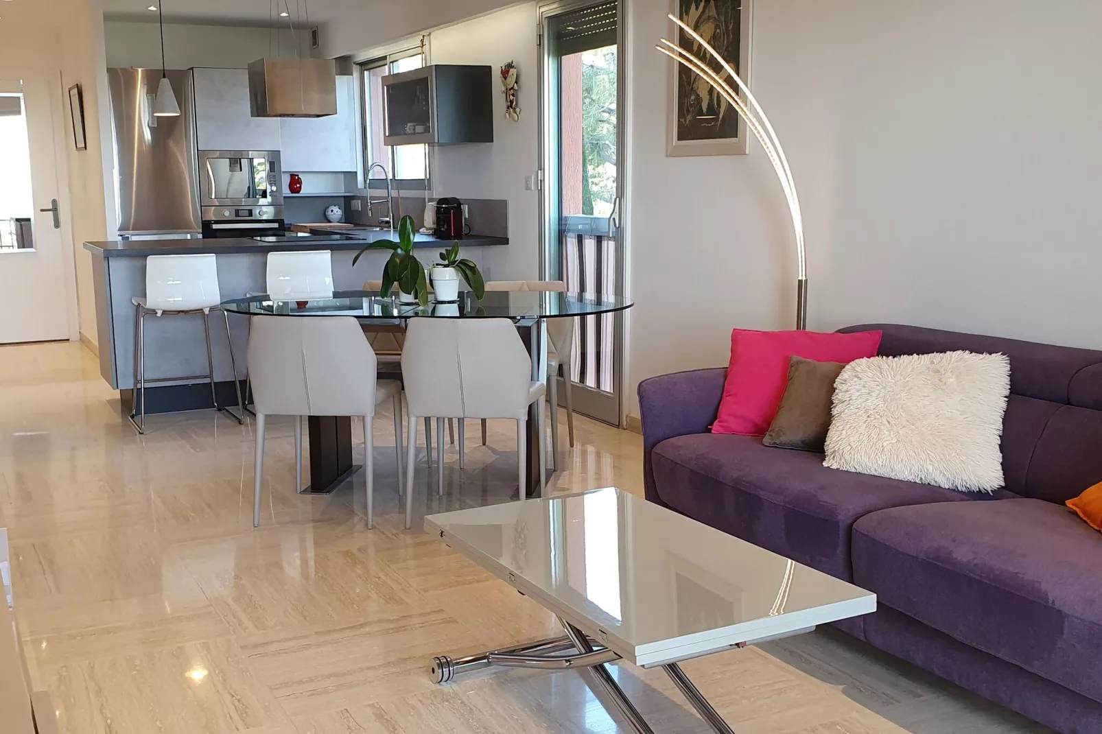 Appartement standing avec terrasse et vue mer à Nice-Esszimmer