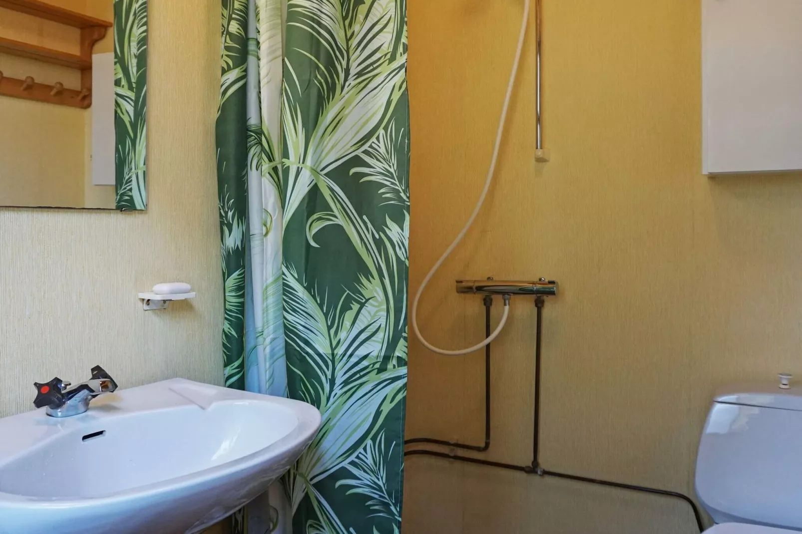 4 person holiday home in DINGLE-Indoor