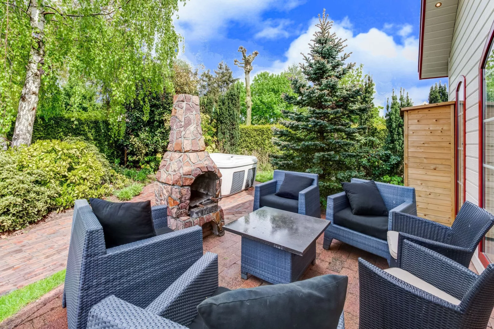 Chalet Kieftveen Voorthuizen 6 pax-Terrace balcony