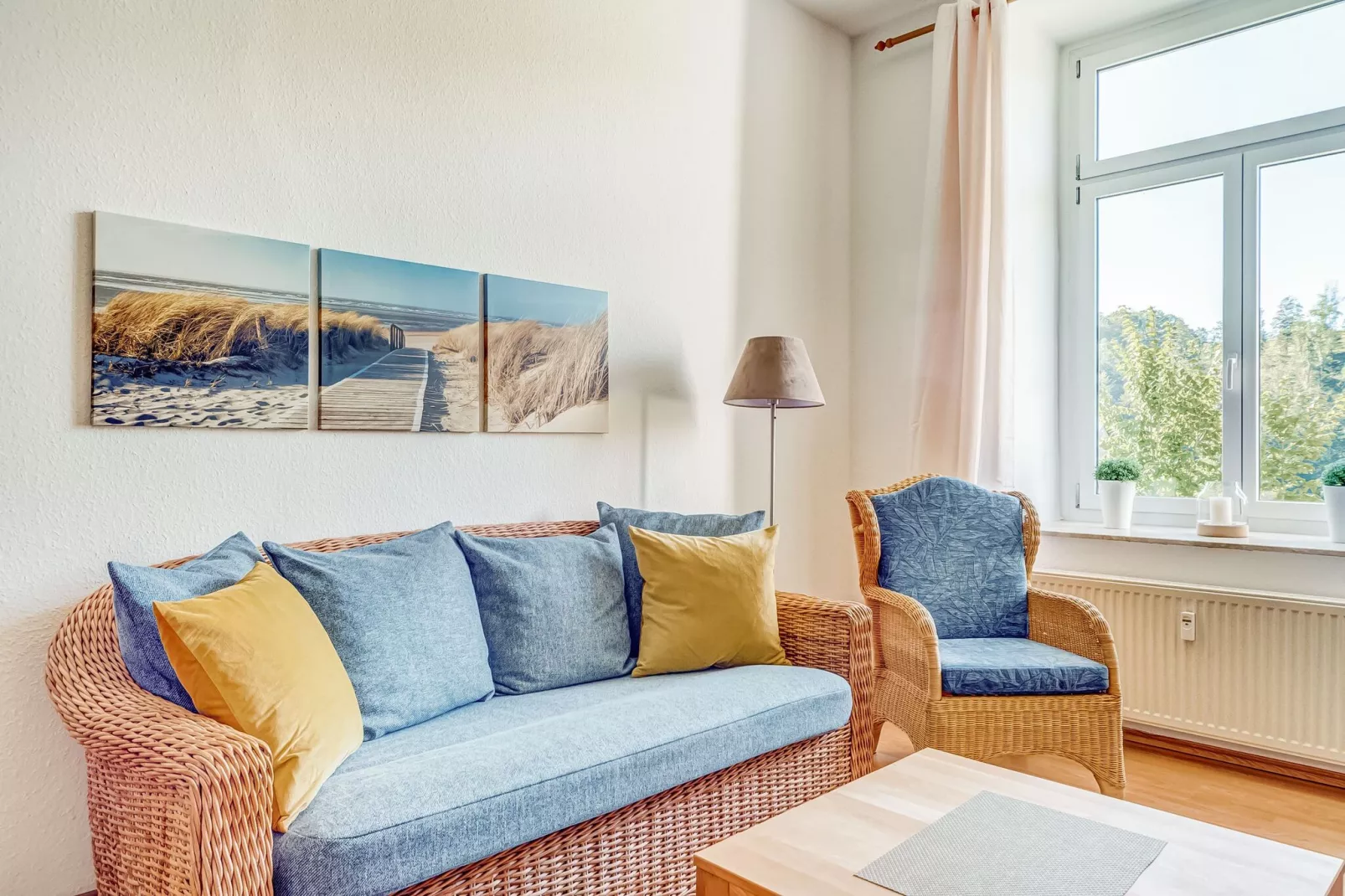 Villa im Erzgebirge-Living room