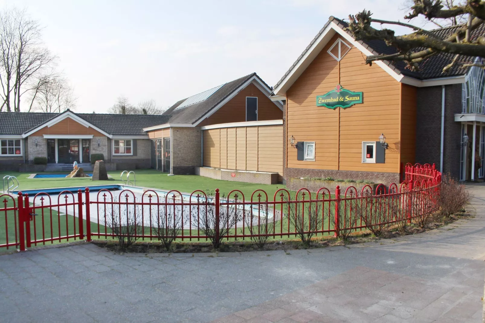 Chalet Kieftveen Voorthuizen 6 pax-Pool