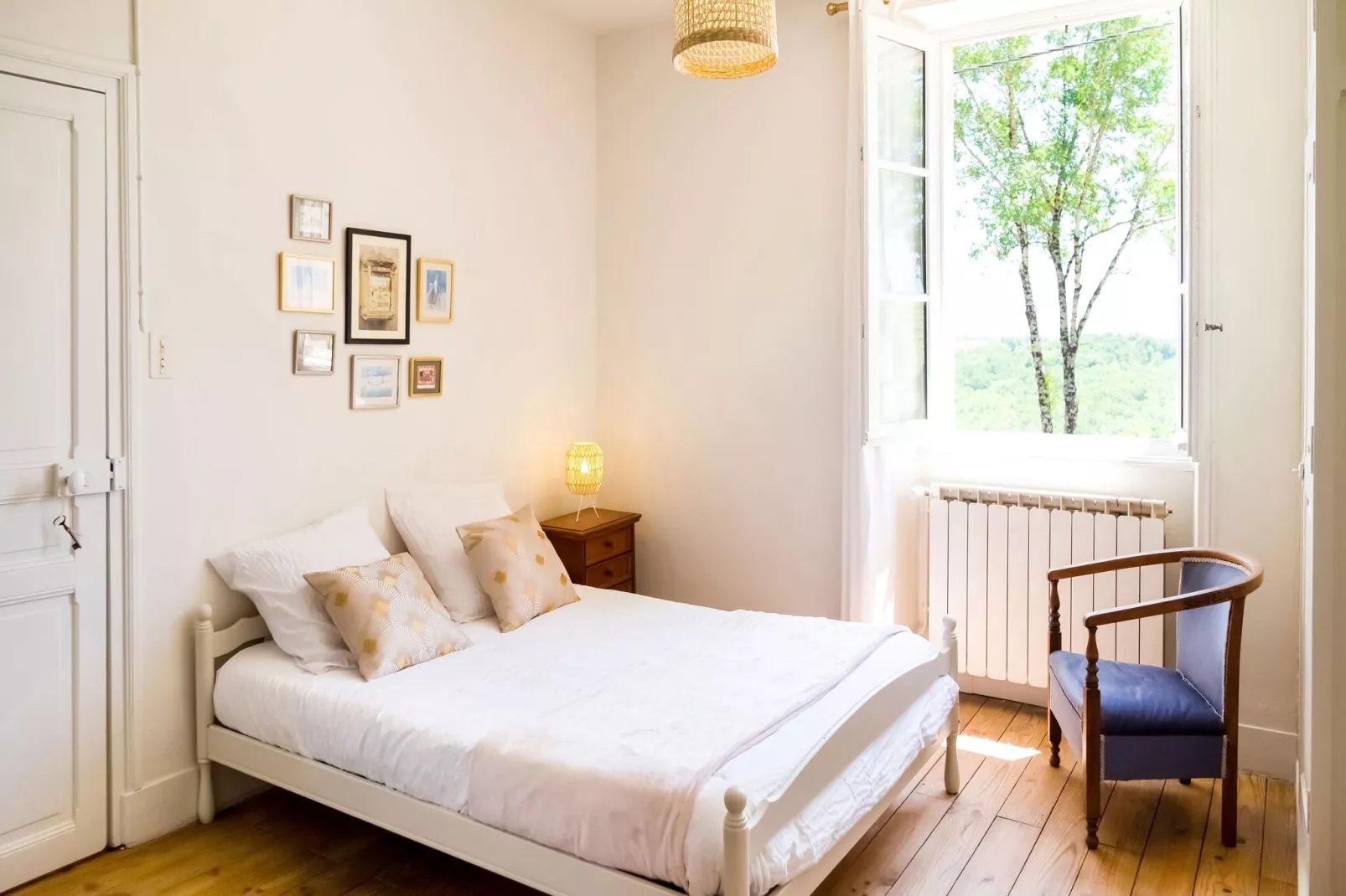 La Forge-Bedroom