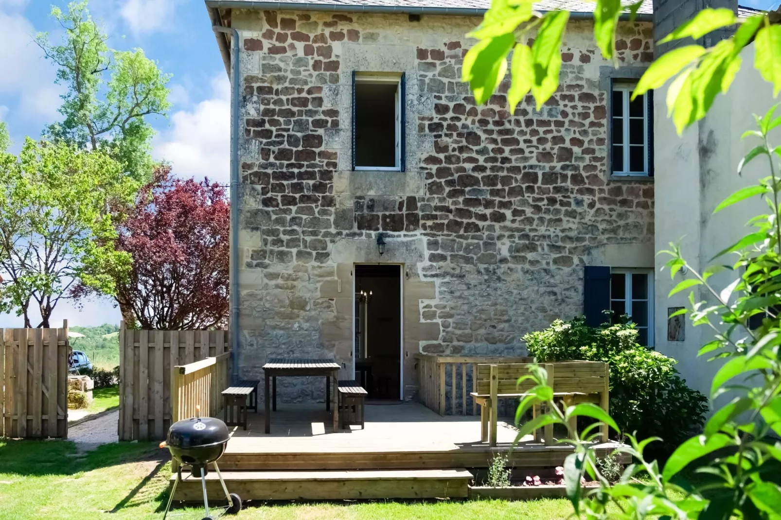La Forge-Exterior summer