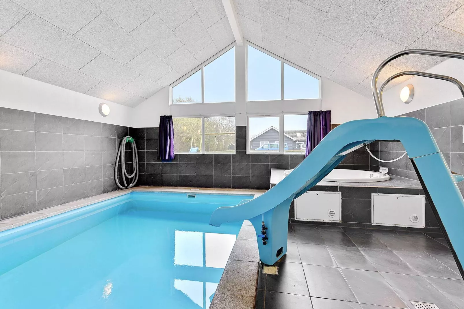 18 person holiday home in Nordborg-Pool