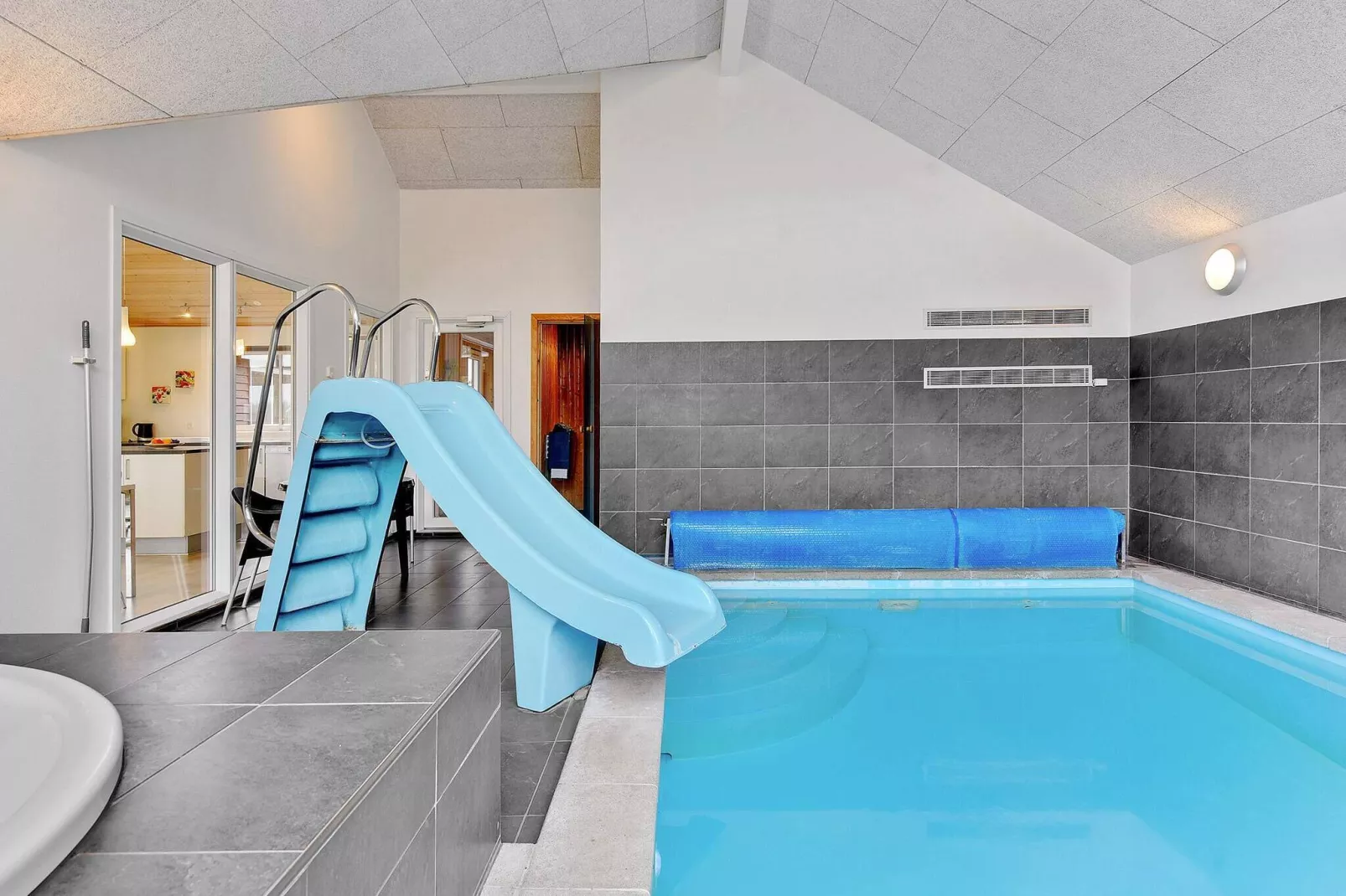 18 person holiday home in Nordborg-Pool