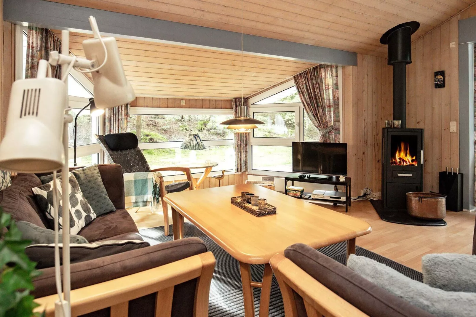6 person holiday home in Saltum-Indoor
