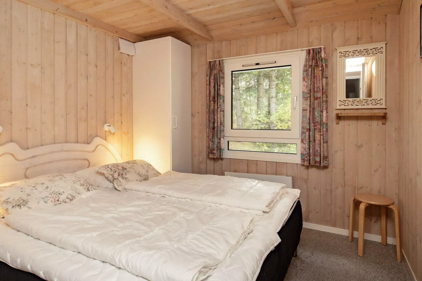 6 person holiday home in Saltum-Indoor