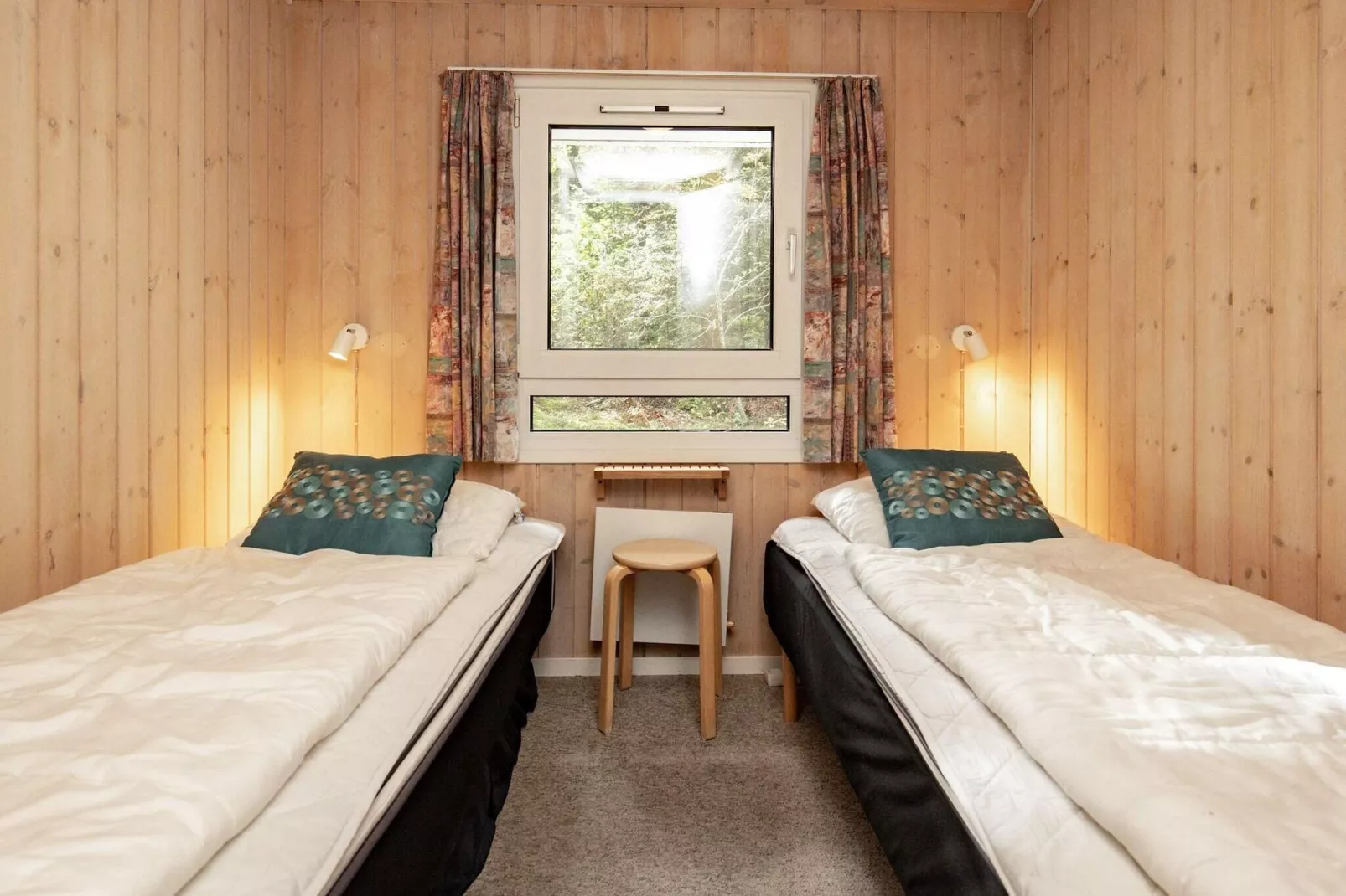 6 person holiday home in Saltum-Indoor