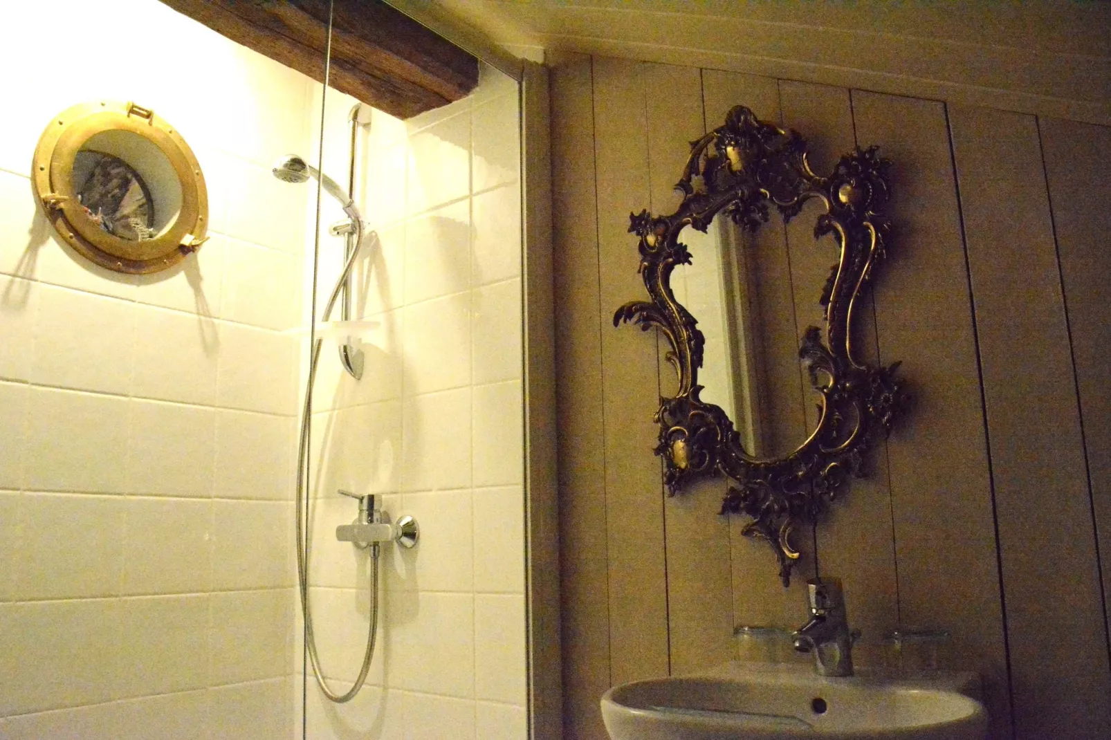 Likthuus 9-Bathroom