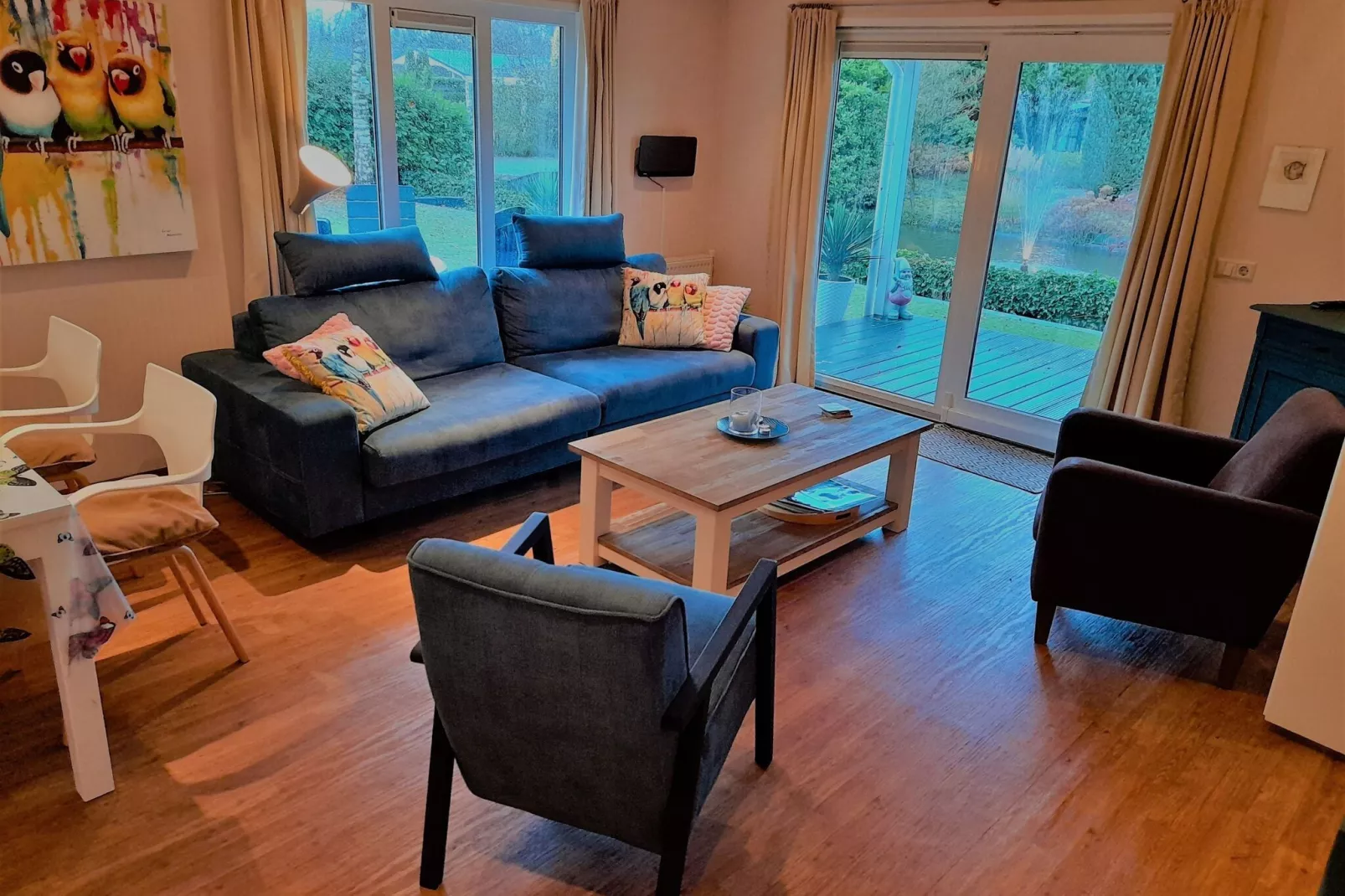 Genieten in Voorthuizen-Living room