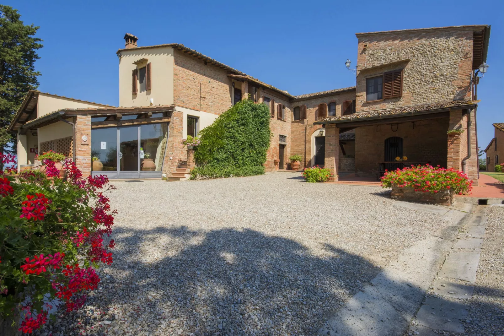 Prato-Exterior summer