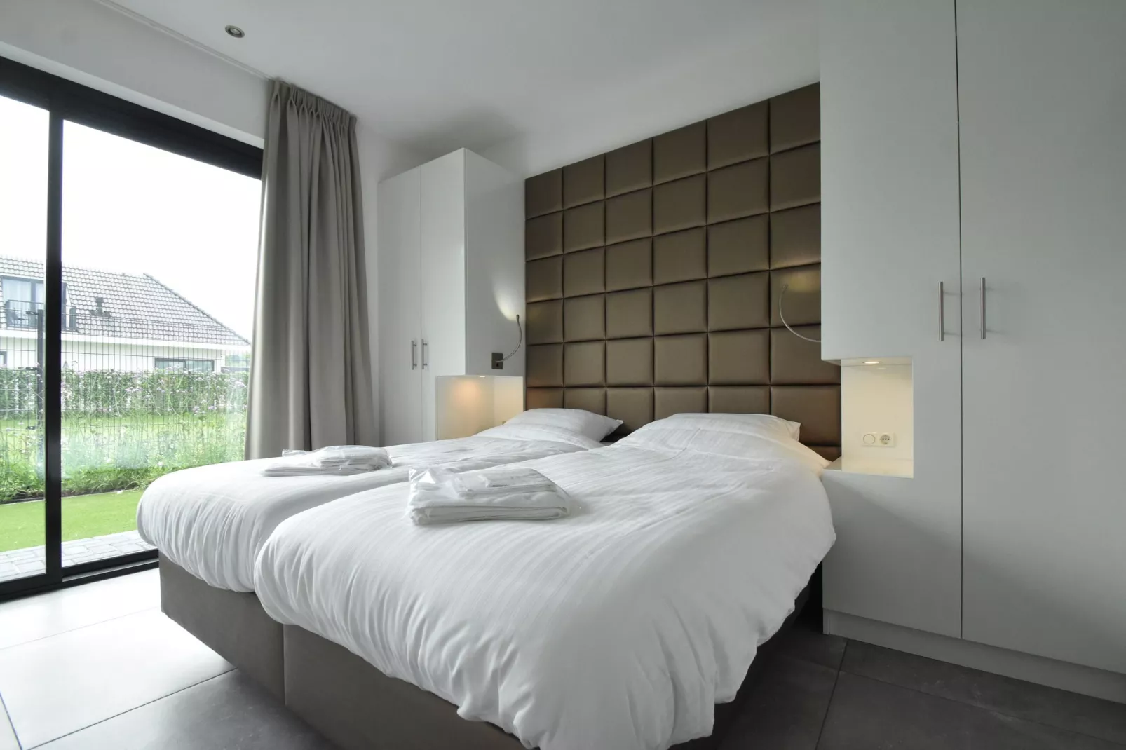 Villa Luxury Harderwijk 243-Bedroom