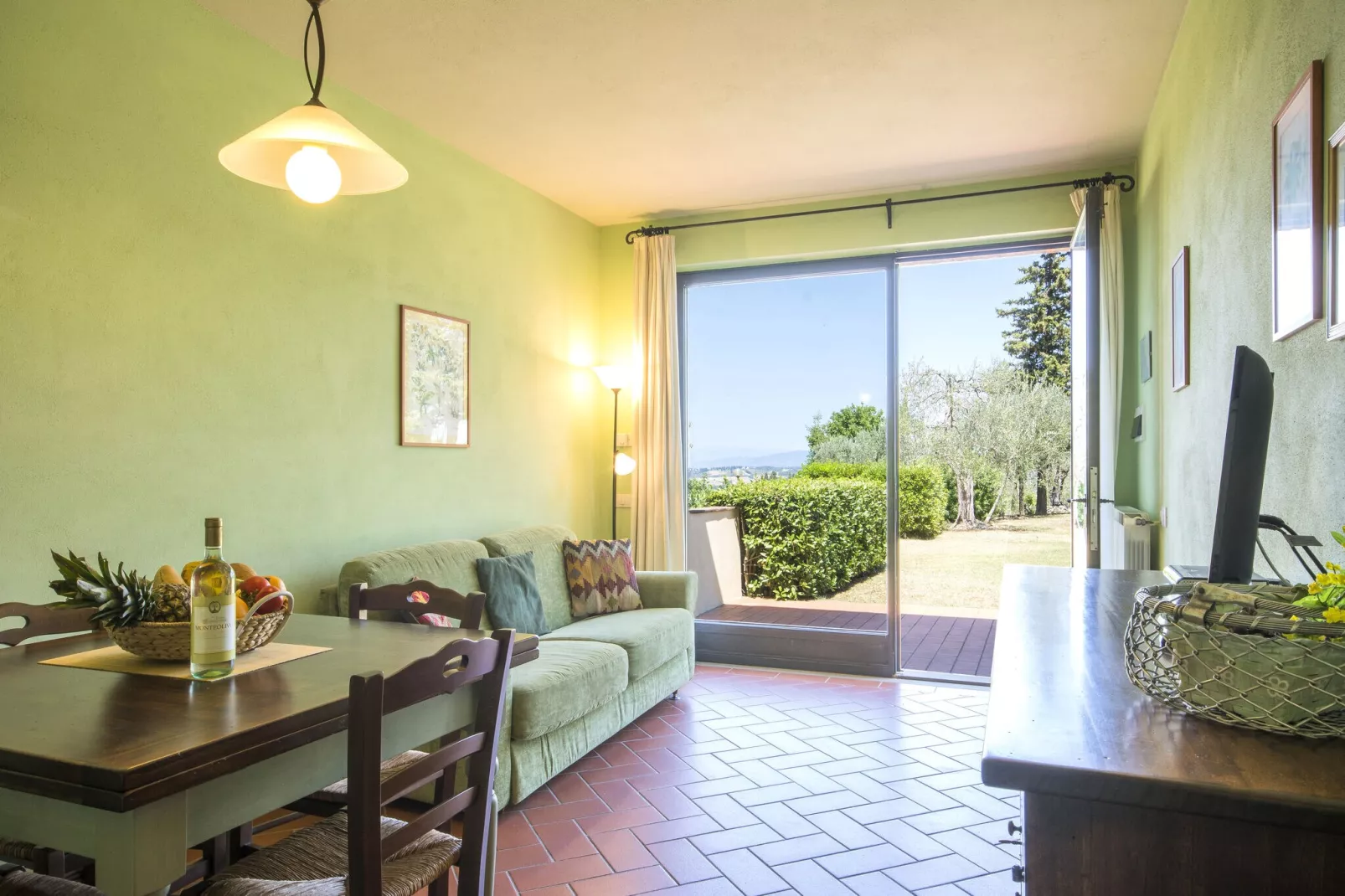 Prato-Living room