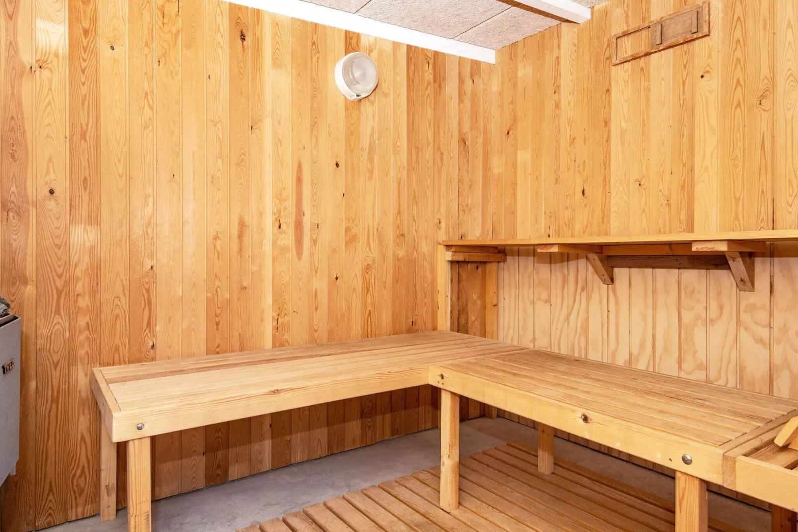 6 person holiday home in Glesborg-By Traum-Sauna
