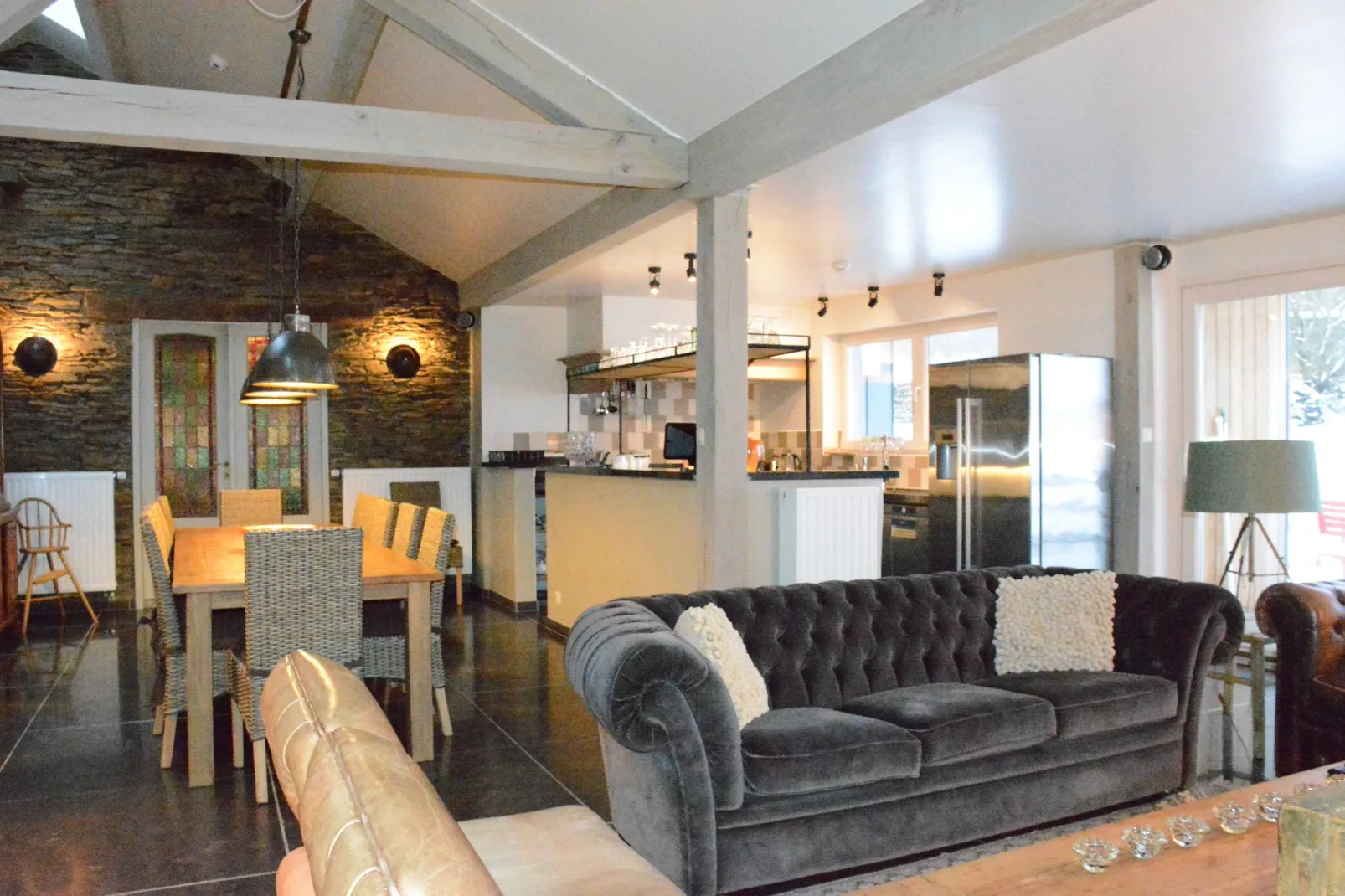 Le Fou du Village-Living room