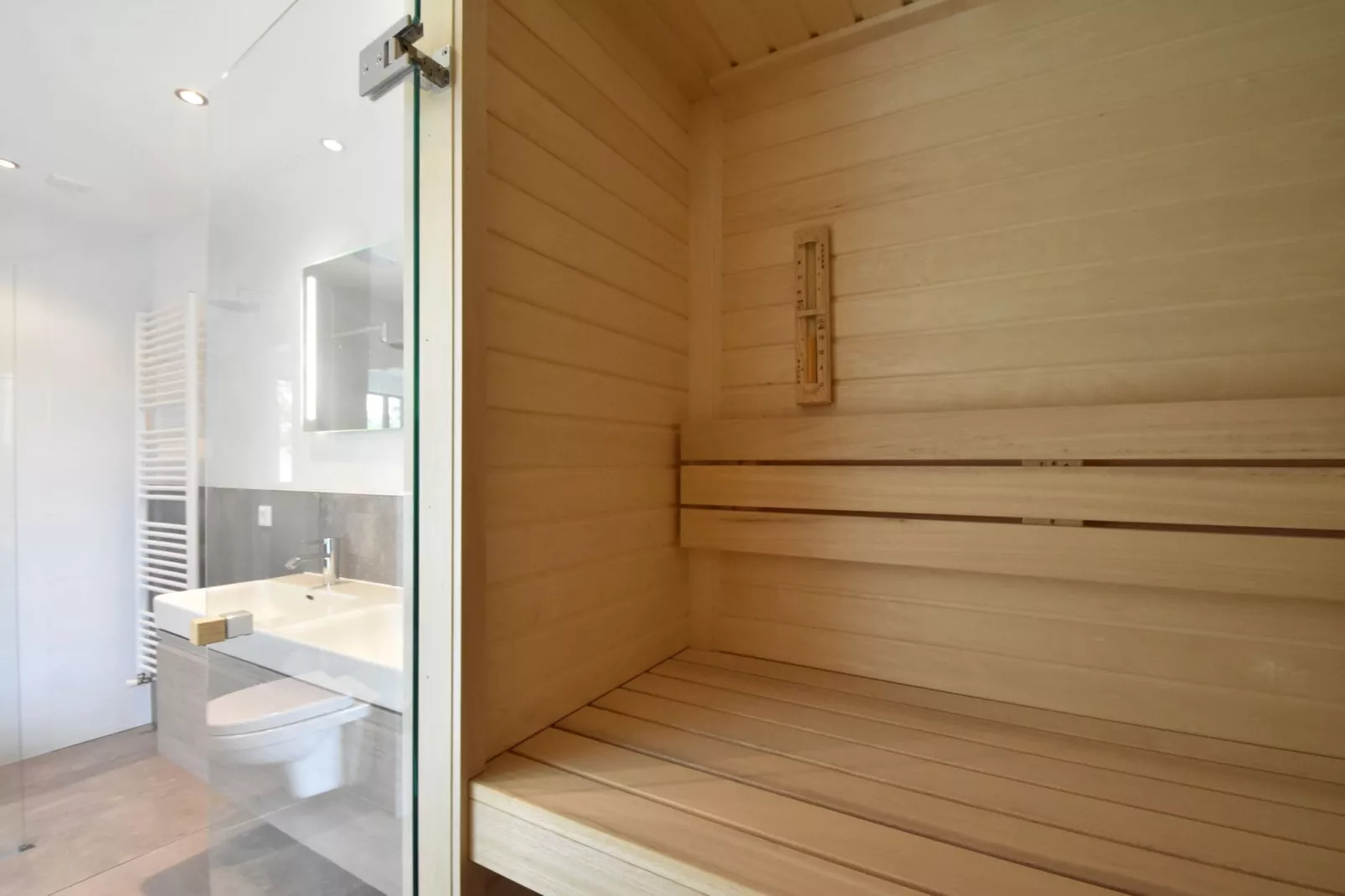 Villa Luxury Harderwijk 243-Wellness