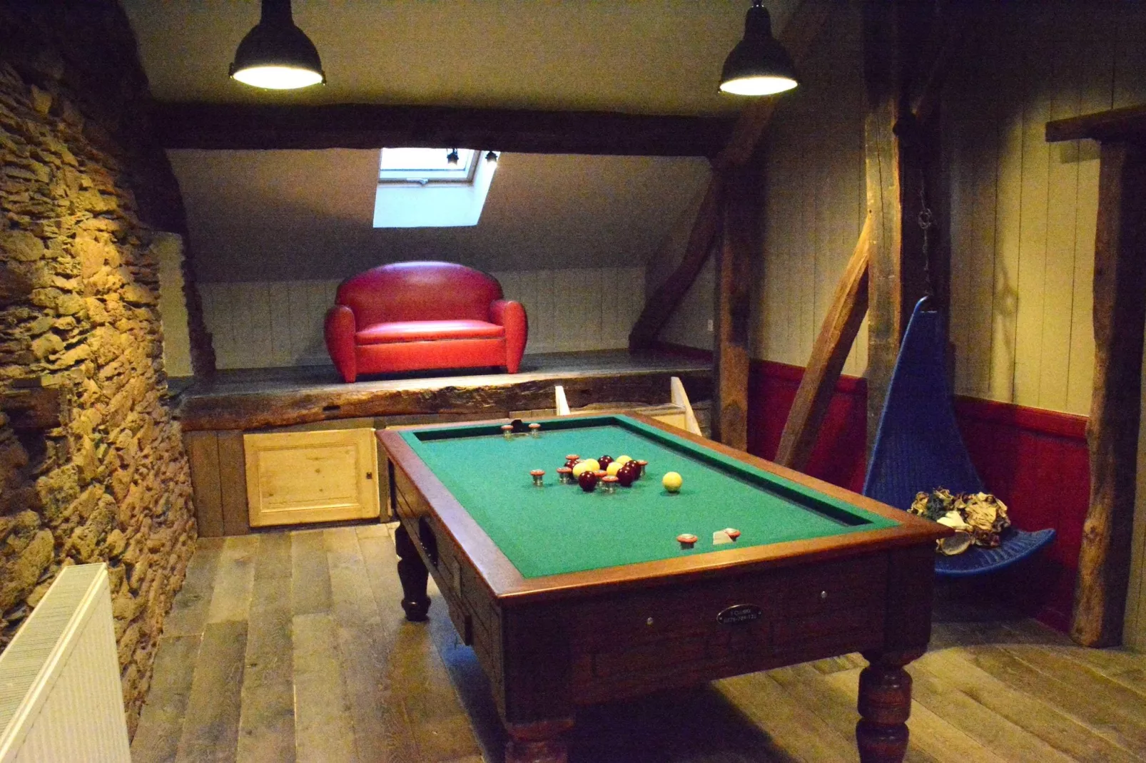 Le Fou du Village-Recreation room