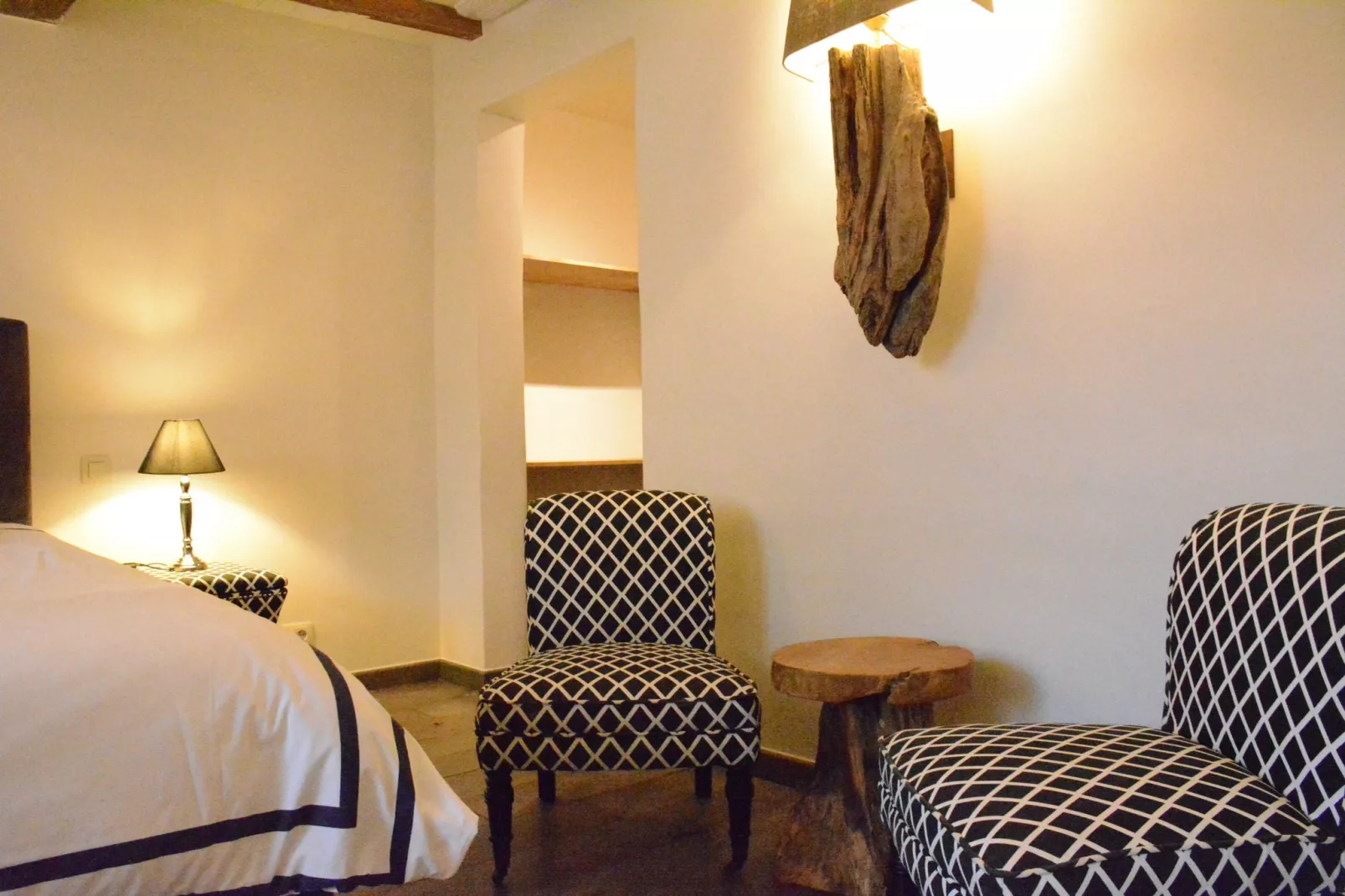 Le Fou du Village-Bedroom