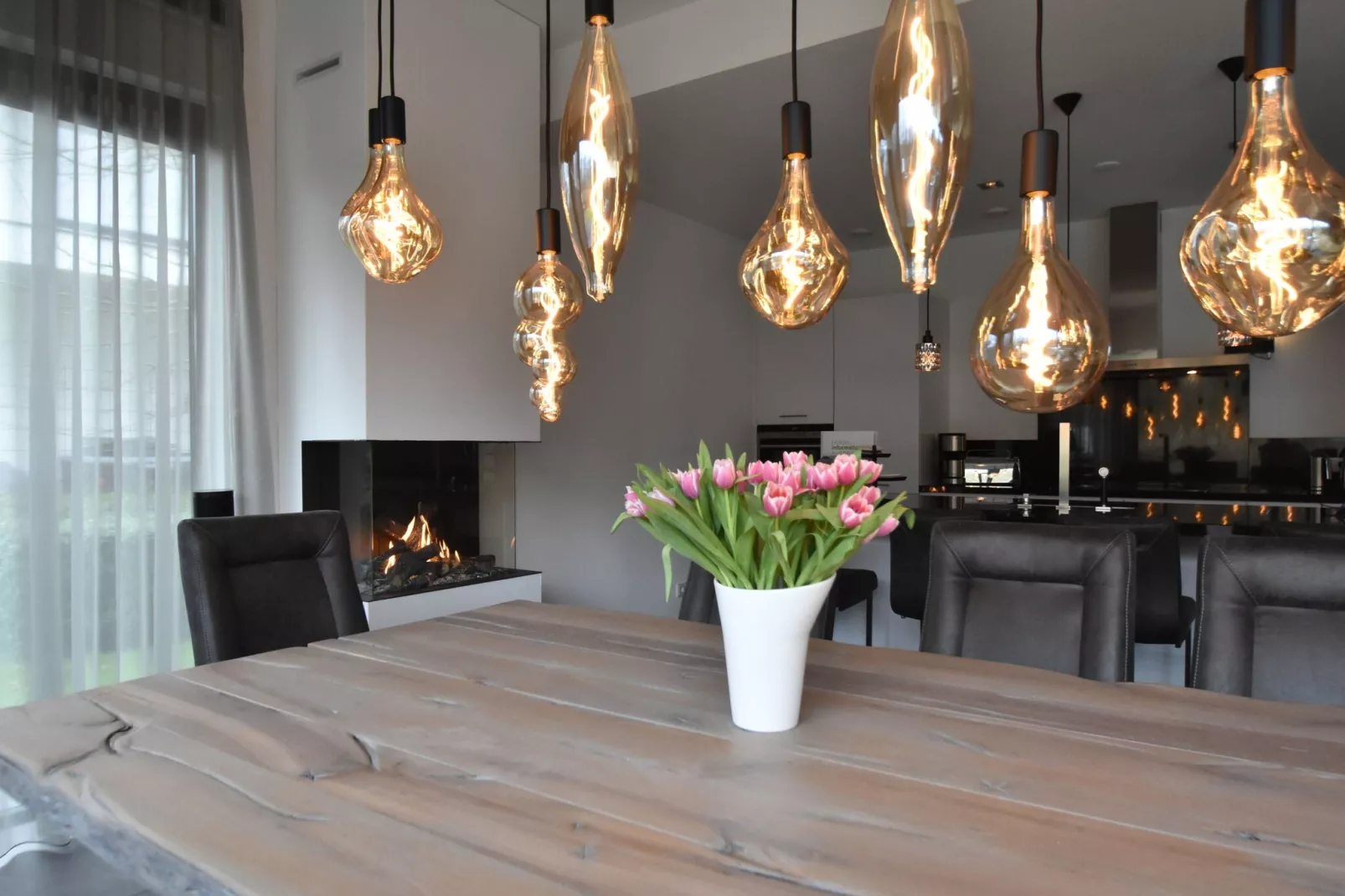 Villa Paradijselijk Harderwijk 336-Salle à manger