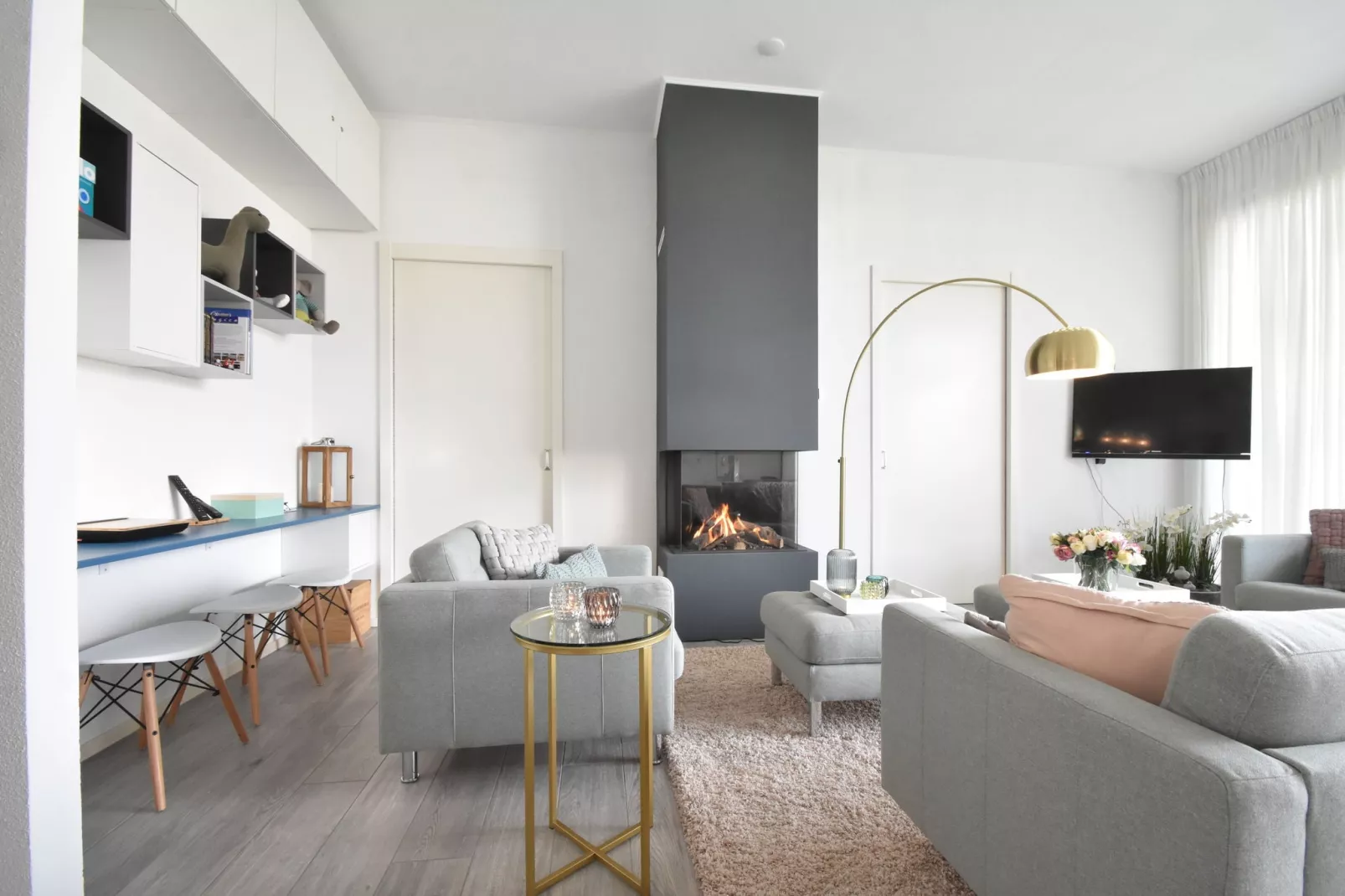 Classy Harderwijk 318-Living room