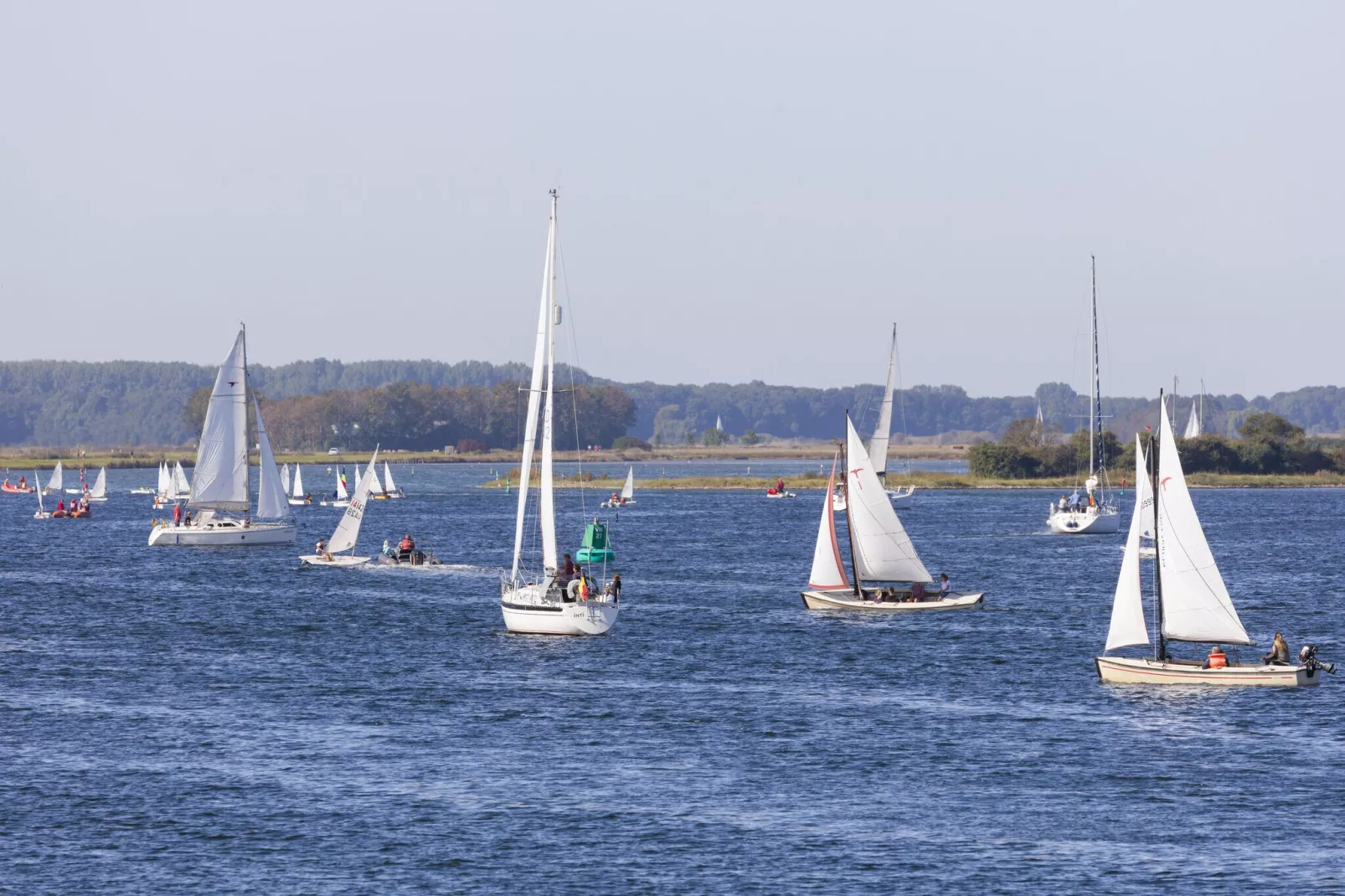 Domein Het Camperveer Veerse Meer 2-Areas summer 5km