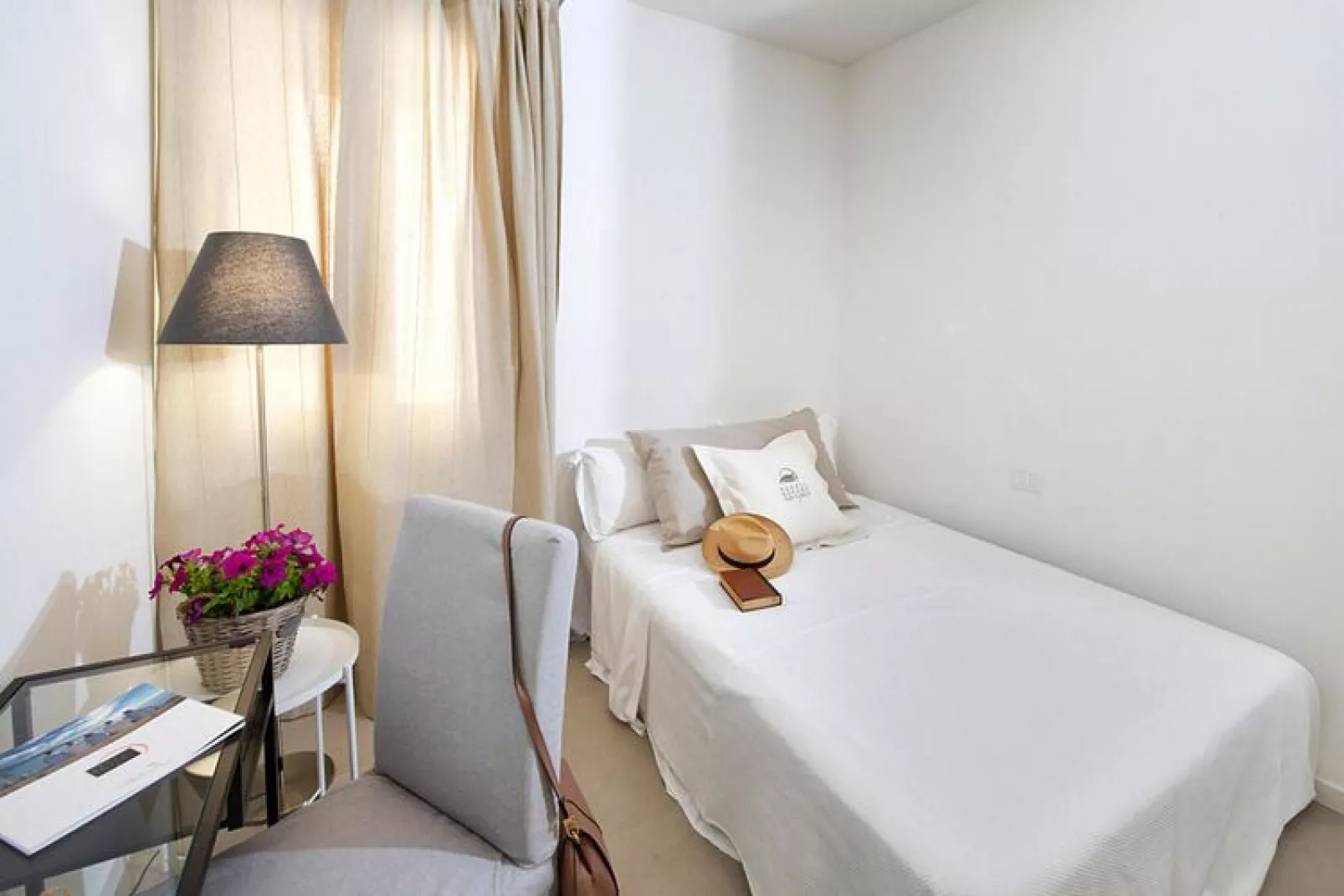 Apartment Limone Residence Nautic Resort San Carlo Gargnano-Quadrilo 110qm-Bedroom