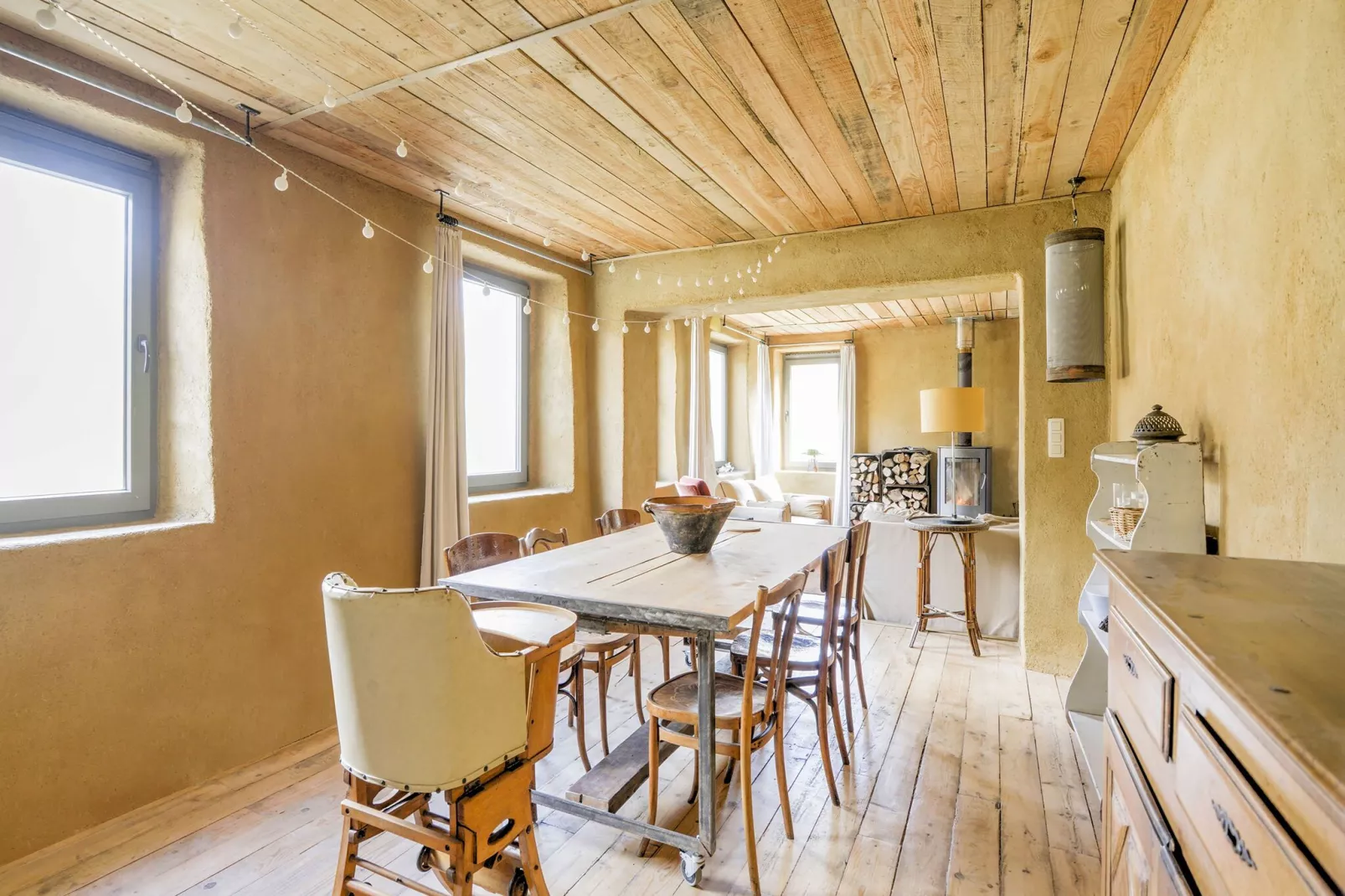 La Chinelle-Dining room