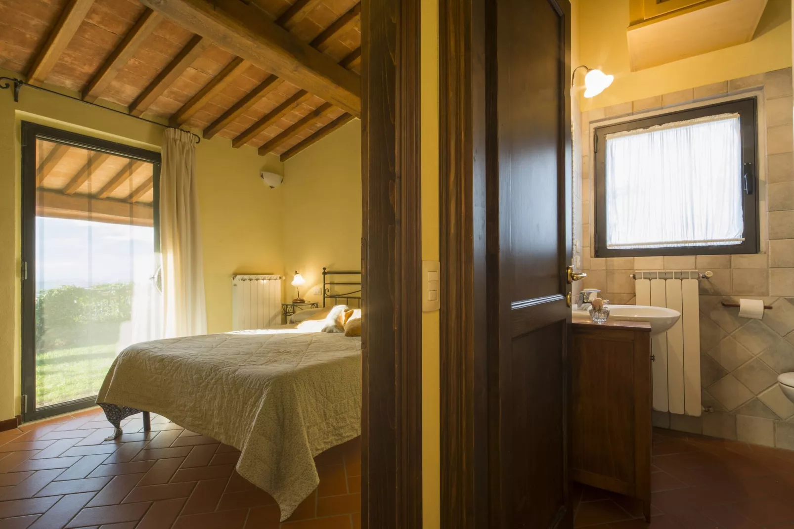 Lago-Bedroom