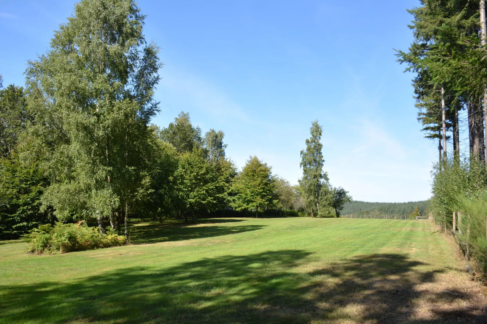 Le Chalet Likthuus-Jardin d'été