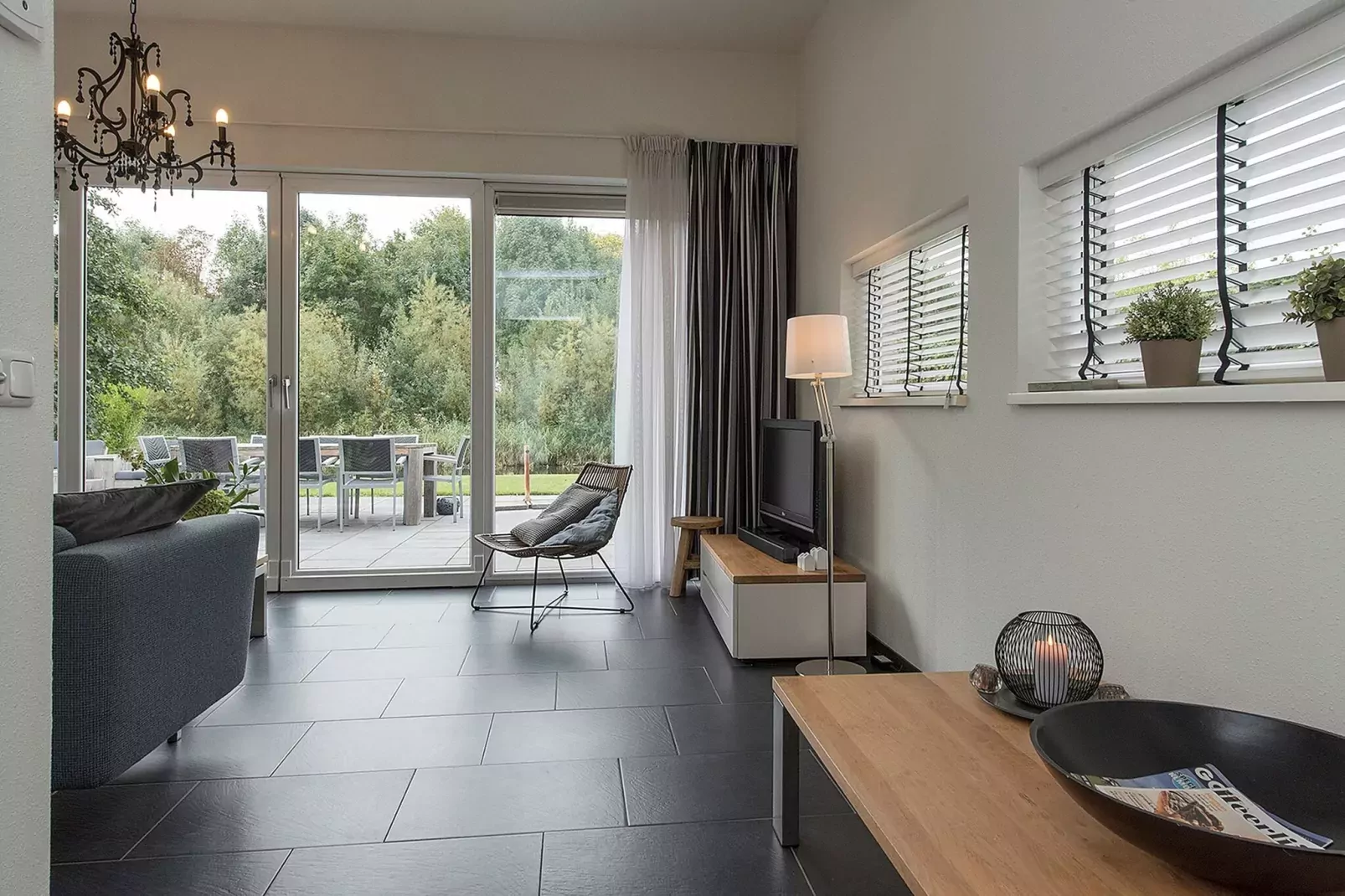 Luxe villa Harderwijk 207-Living room