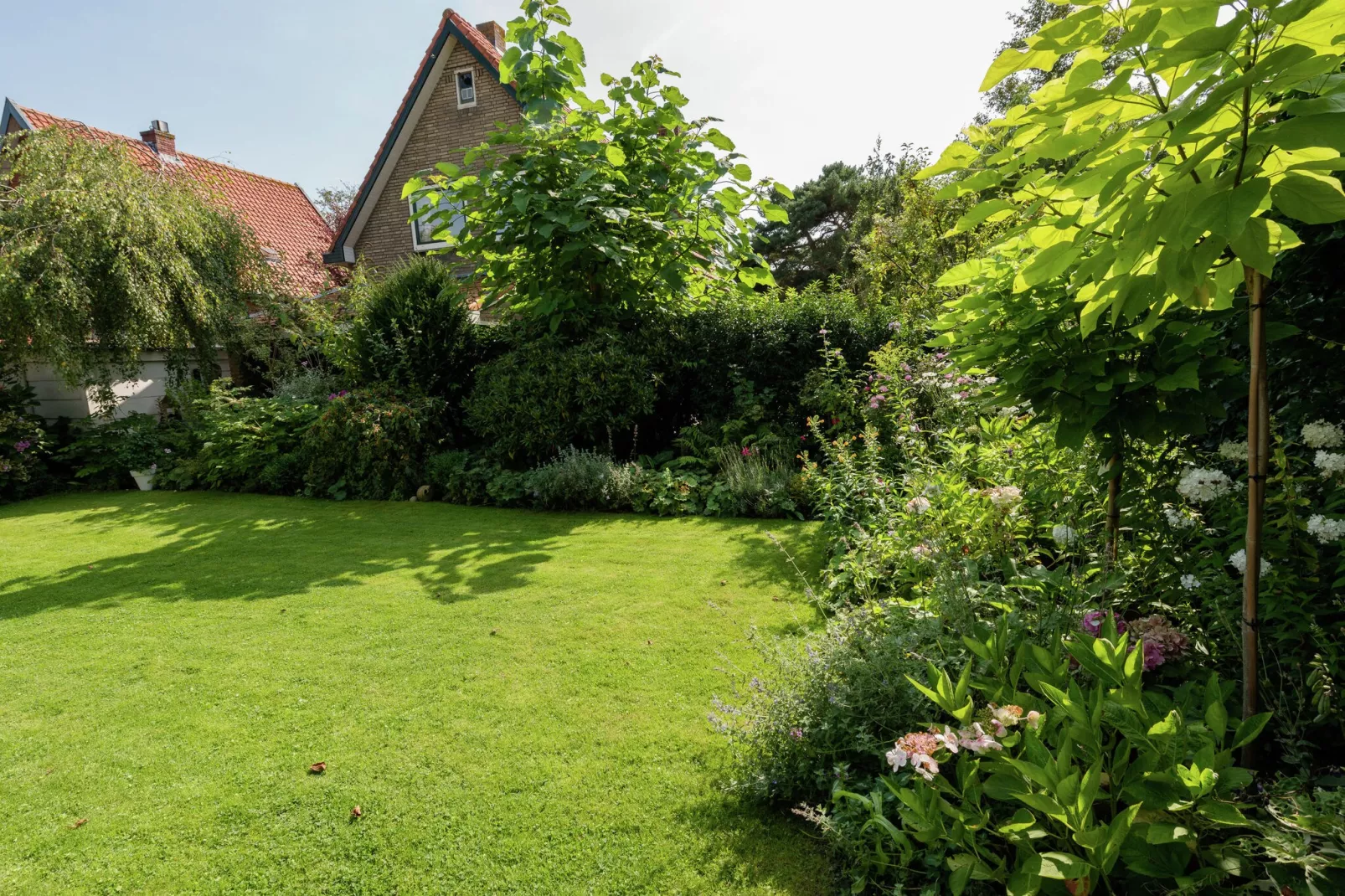 Hof van Craeck II-Gardens summer