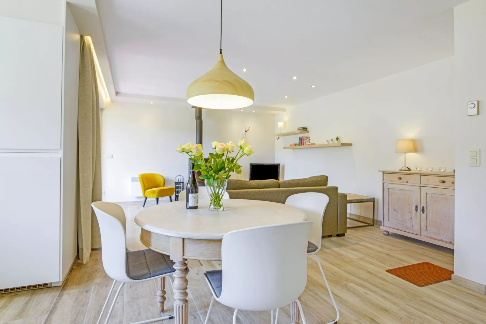 Charme des Chenets-Living room