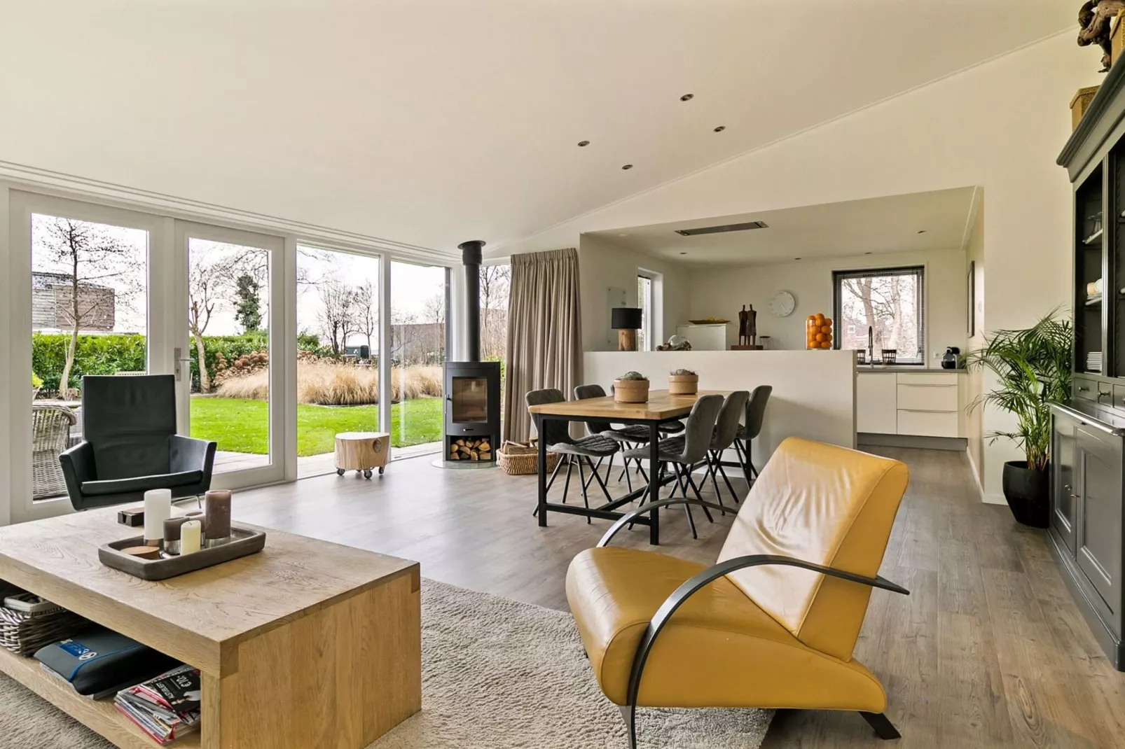 Dennenlaan 17-Living room