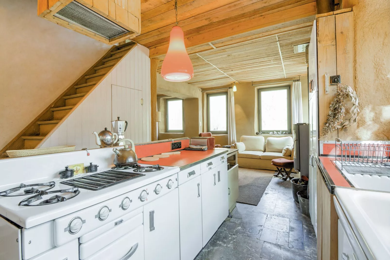 La Chinelle-Kitchen
