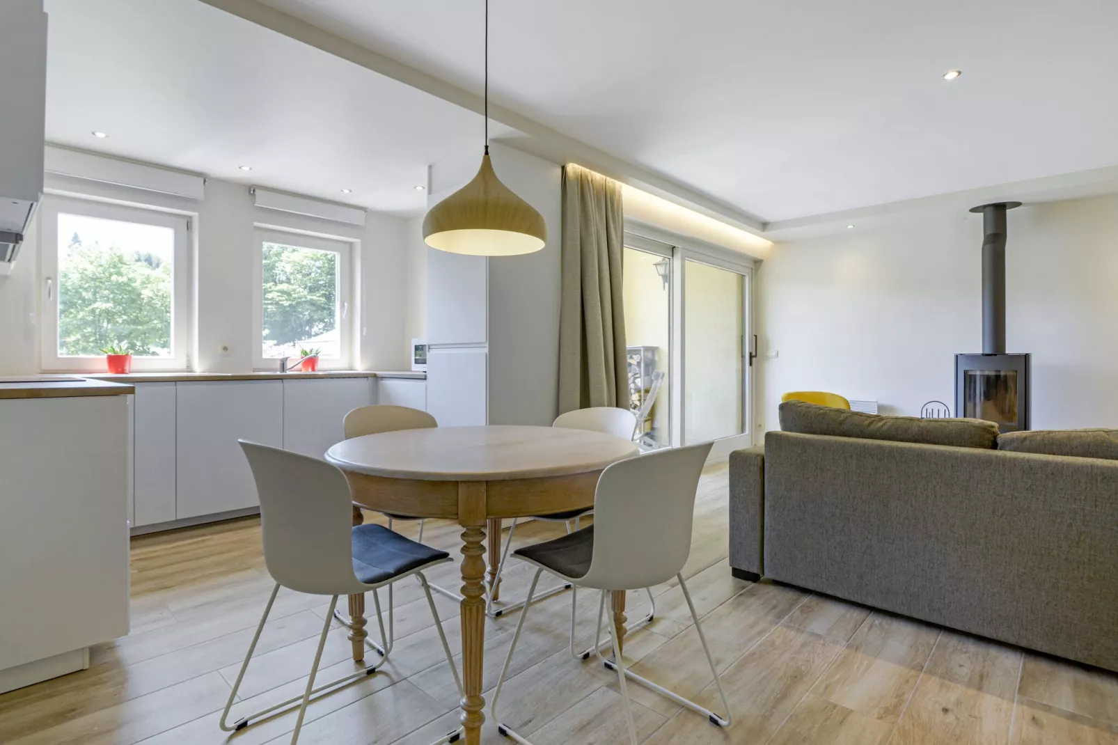Charme des Chenets-Living room