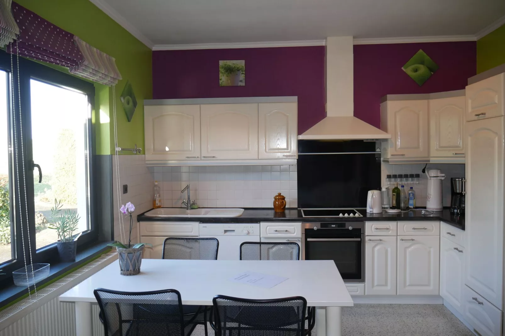Très belle habitation à Lierneux pour 8 adultes-Cuisine