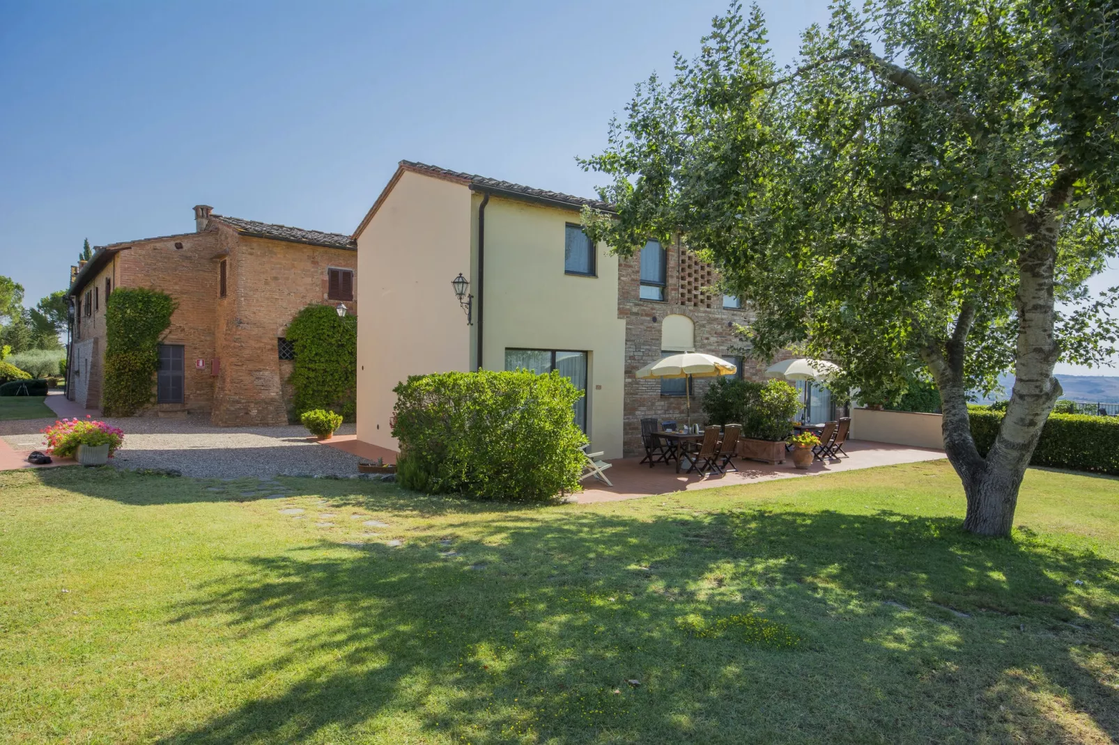 Cipressi-Gardens summer