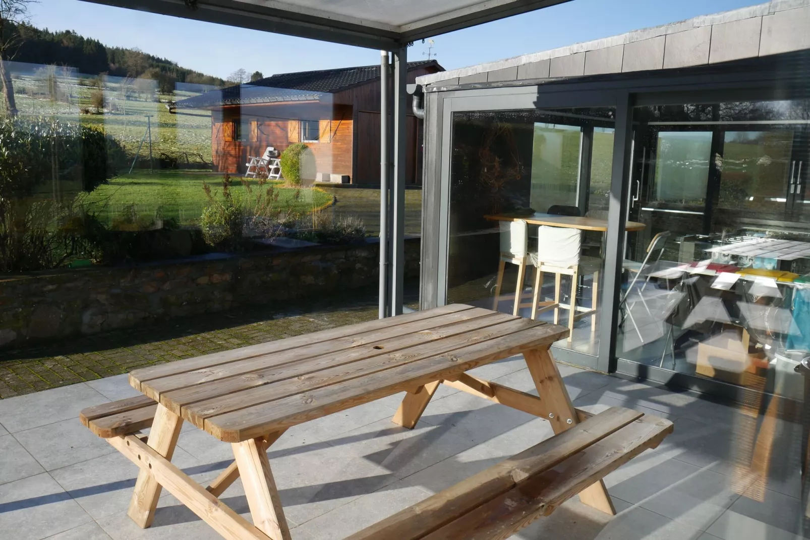 Très belle habitation à Lierneux pour 8 adultes-Balcon-terrasse