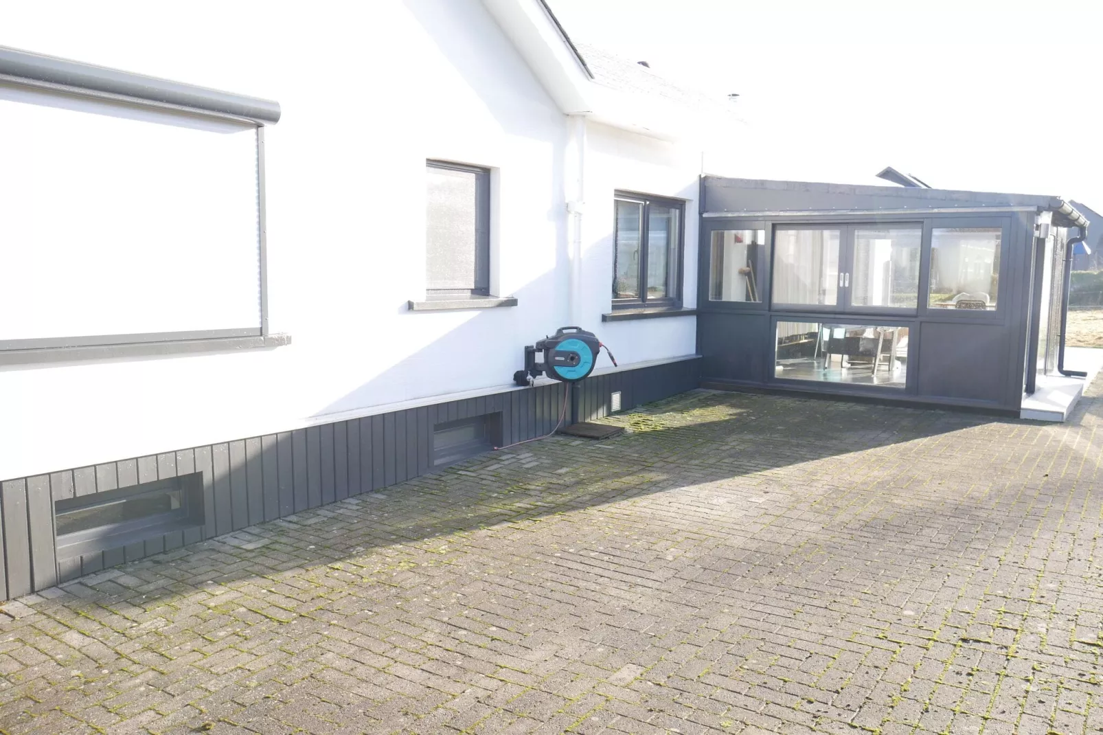 Très belle habitation à Lierneux pour 8 adultes-Balcon-terrasse