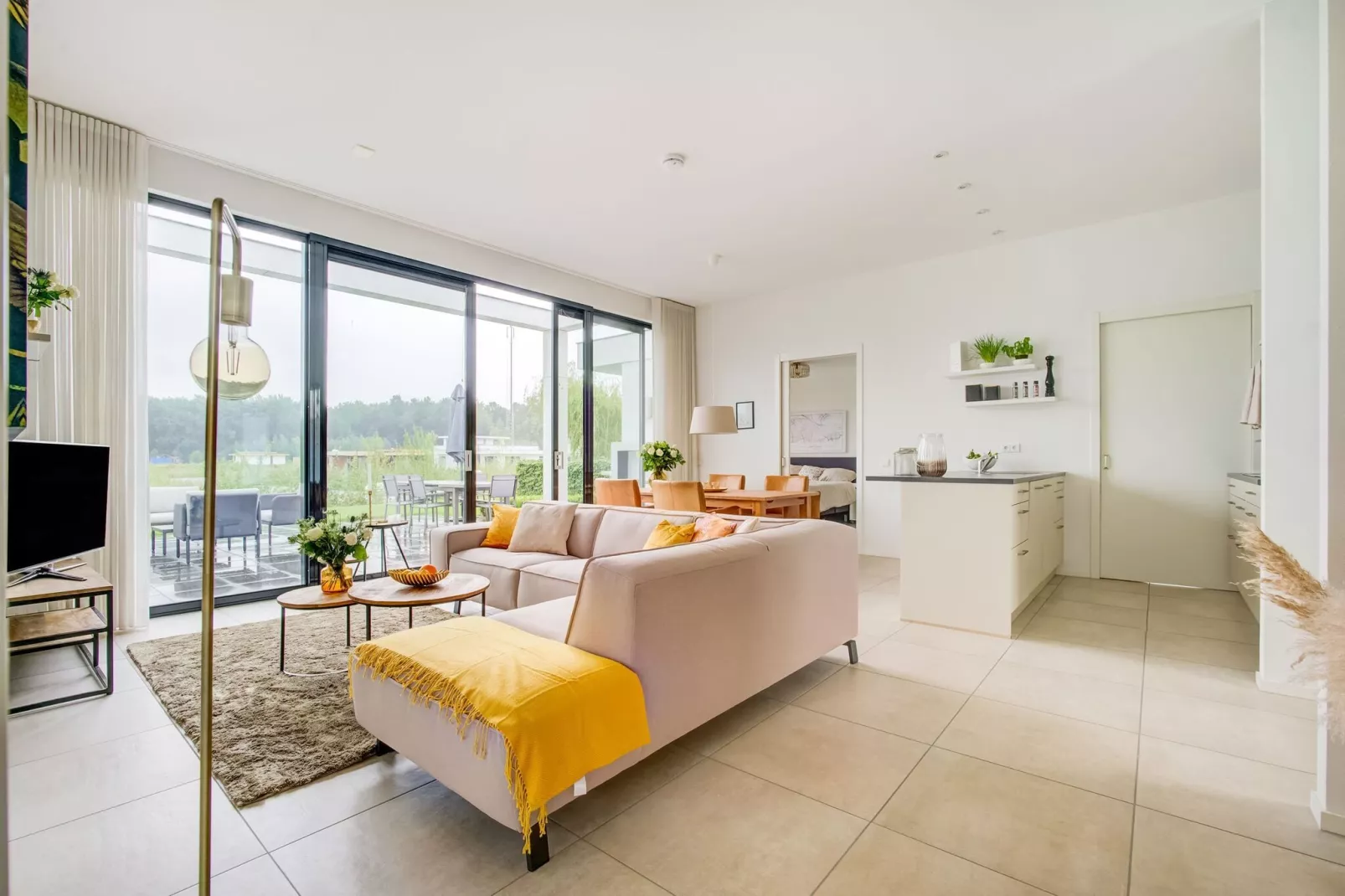 Vakantie in Harderwijk 315-Living room