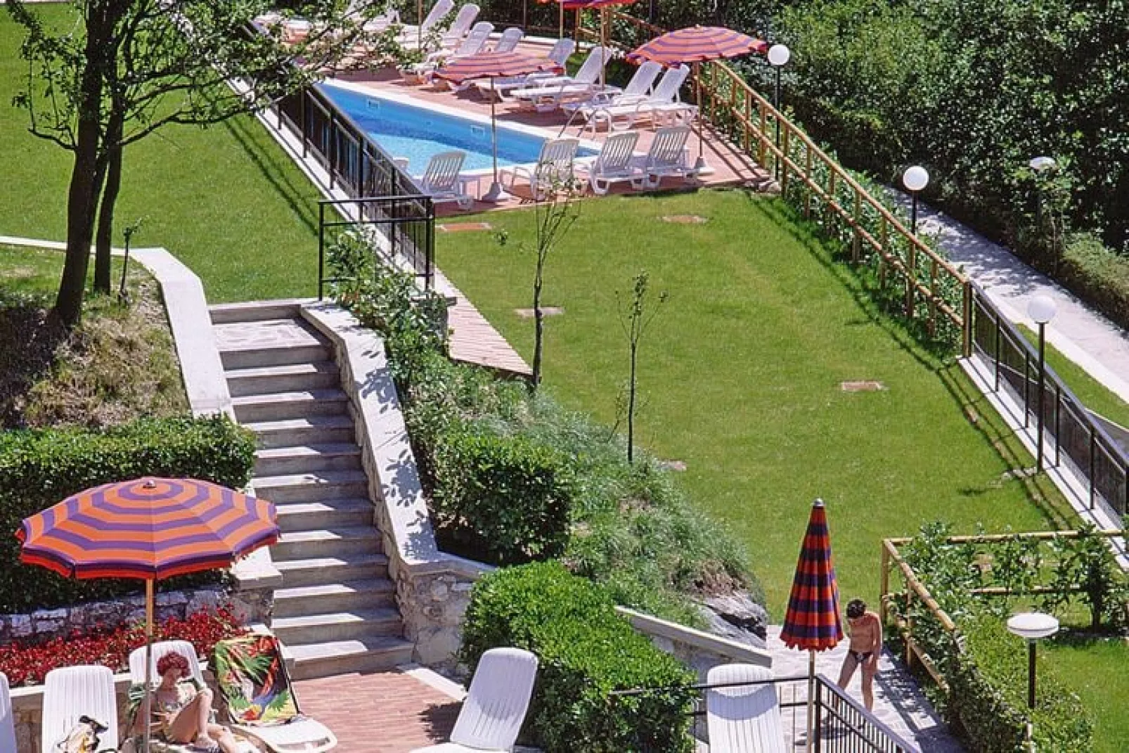 Residence La Rotonda, Tignale-trilo B6-Gardens summer
