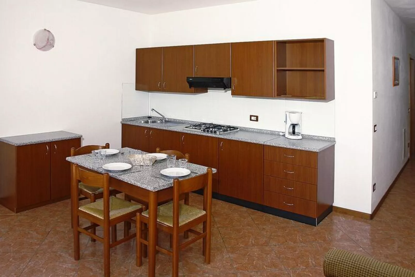 Residence La Rotonda, Tignale-trilo B6-Kitchen